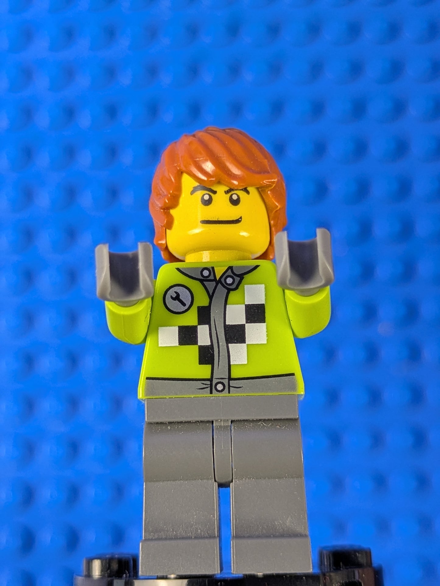 LEGO Town Lime Jacket with Wrench twn184 10655