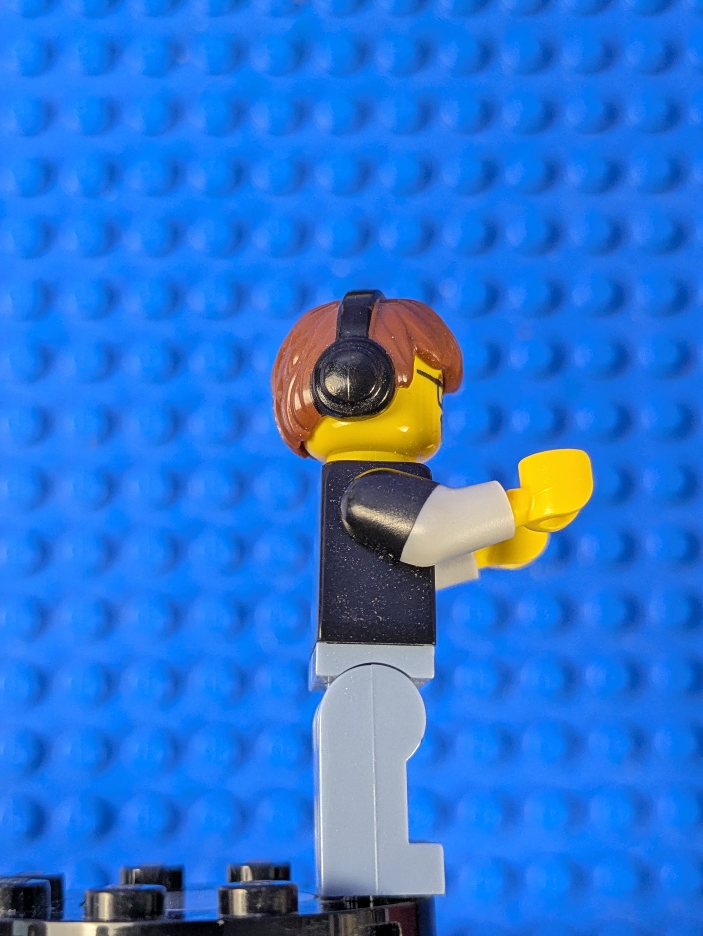 Lego Collectible Minifigures: Series 12: Video Game Guy col182 Set 71007
