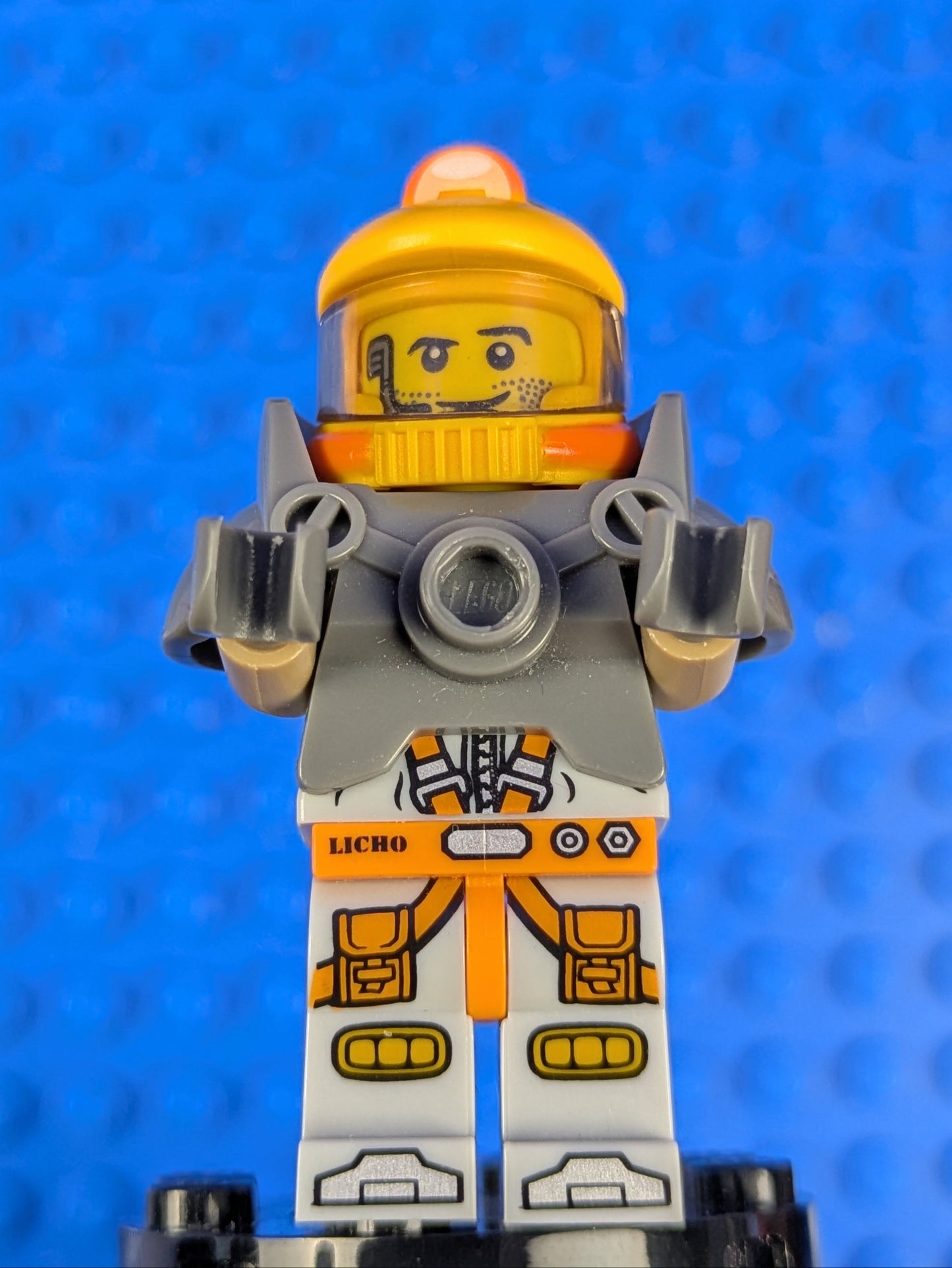 Lego Collectible Minifigures: Series 12: Space Miner col184 Set 71007