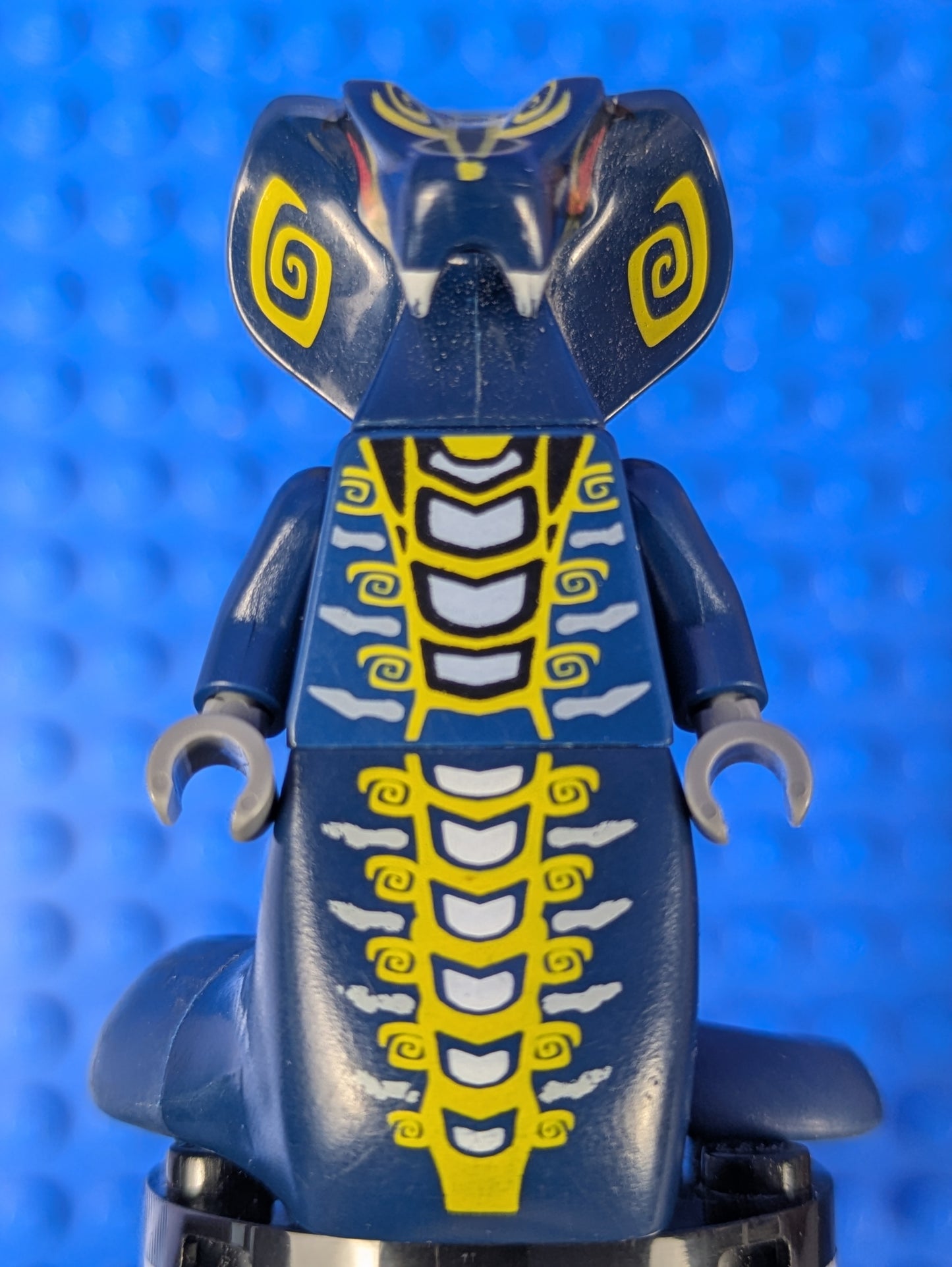 Lego NINJAGO: Rise of the Snakes: Skales njo0040 Sets 9444, 9446