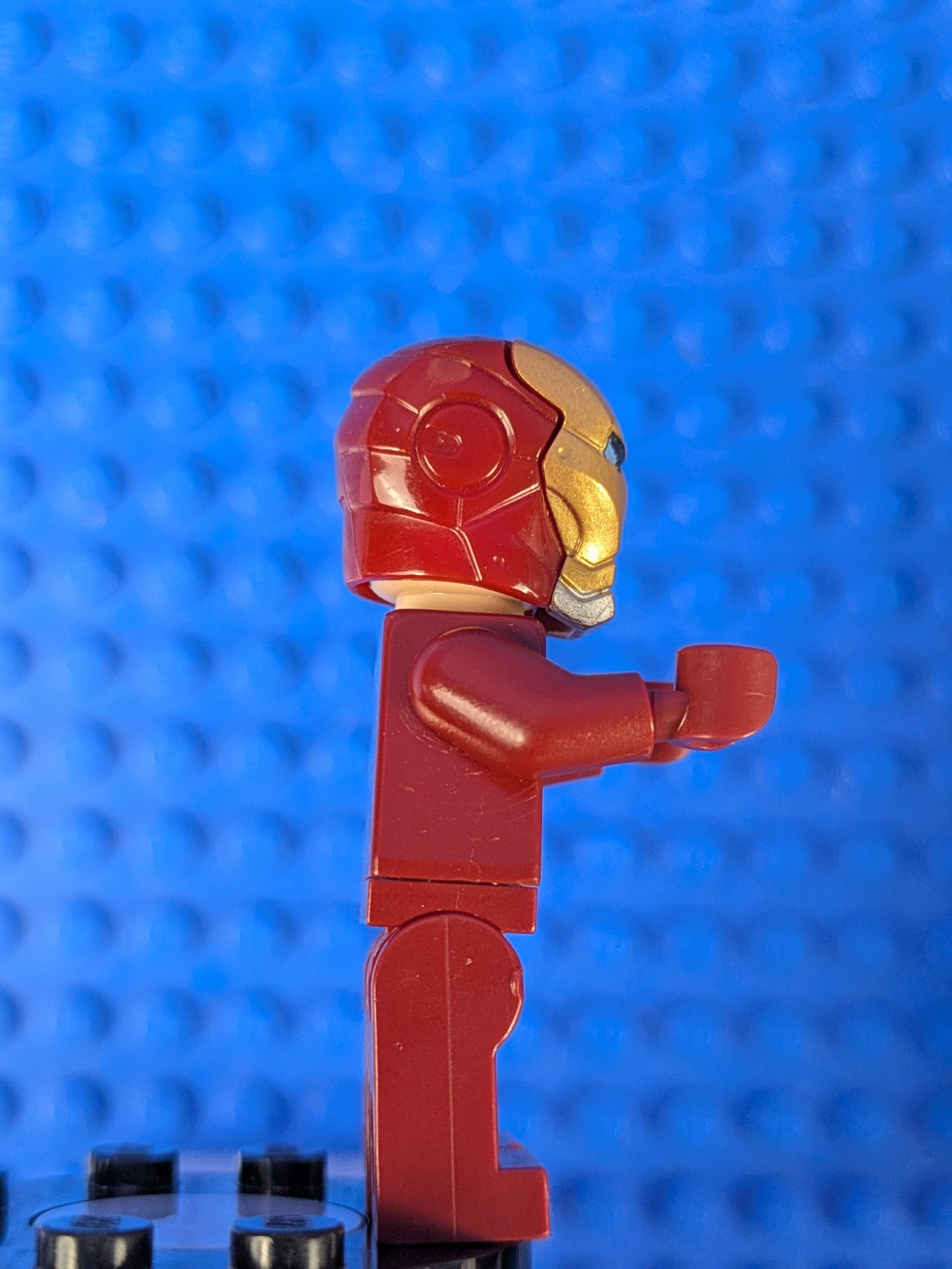 Lego Super Heroes: Iron Man - Mark 17 (Heartbreaker) Armor sh0073 Set 76008