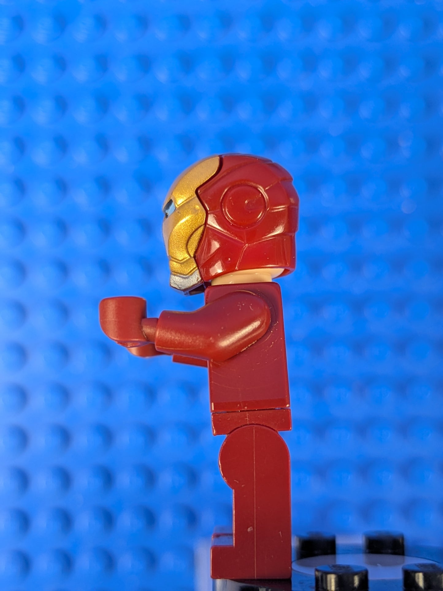 Lego Super Heroes: Iron Man - Mark 17 (Heartbreaker) Armor sh0073 Set 76008
