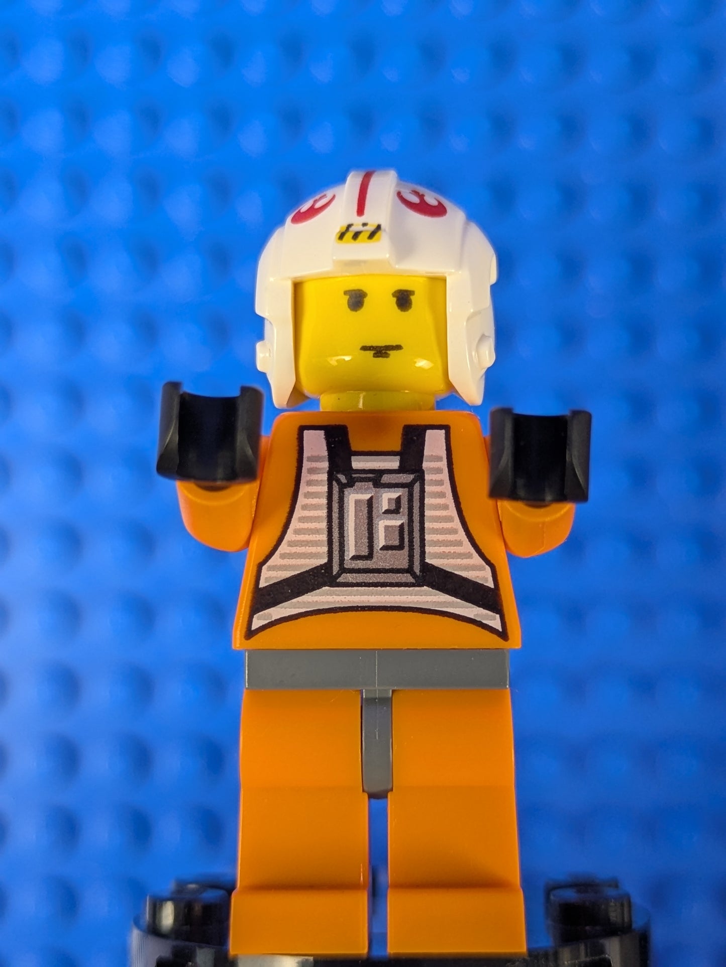 Lego Star Wars: Luke Skywalker (Pilot, 20th Anniversary Torso) sw1024 Set 75258