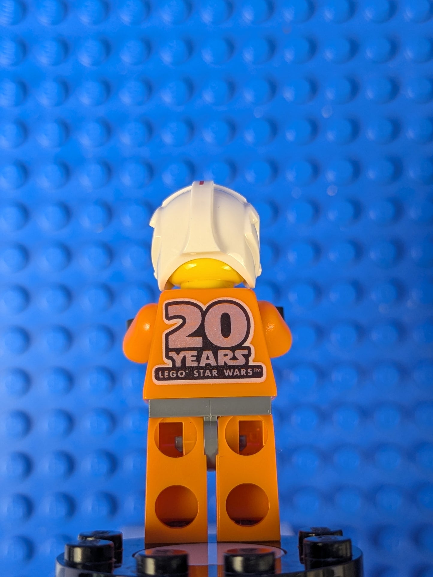 Lego Star Wars: Luke Skywalker (Pilot, 20th Anniversary Torso) sw1024 Set 75258