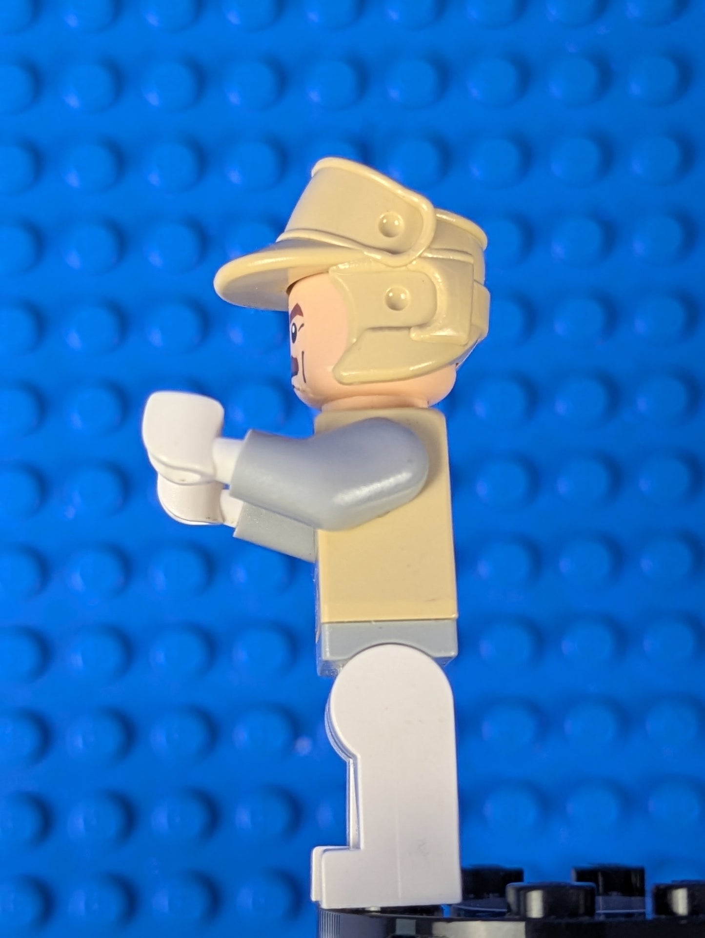 Lego Star Wars: Episode 4-6: Hoth Officer sw0258 Set 8083
