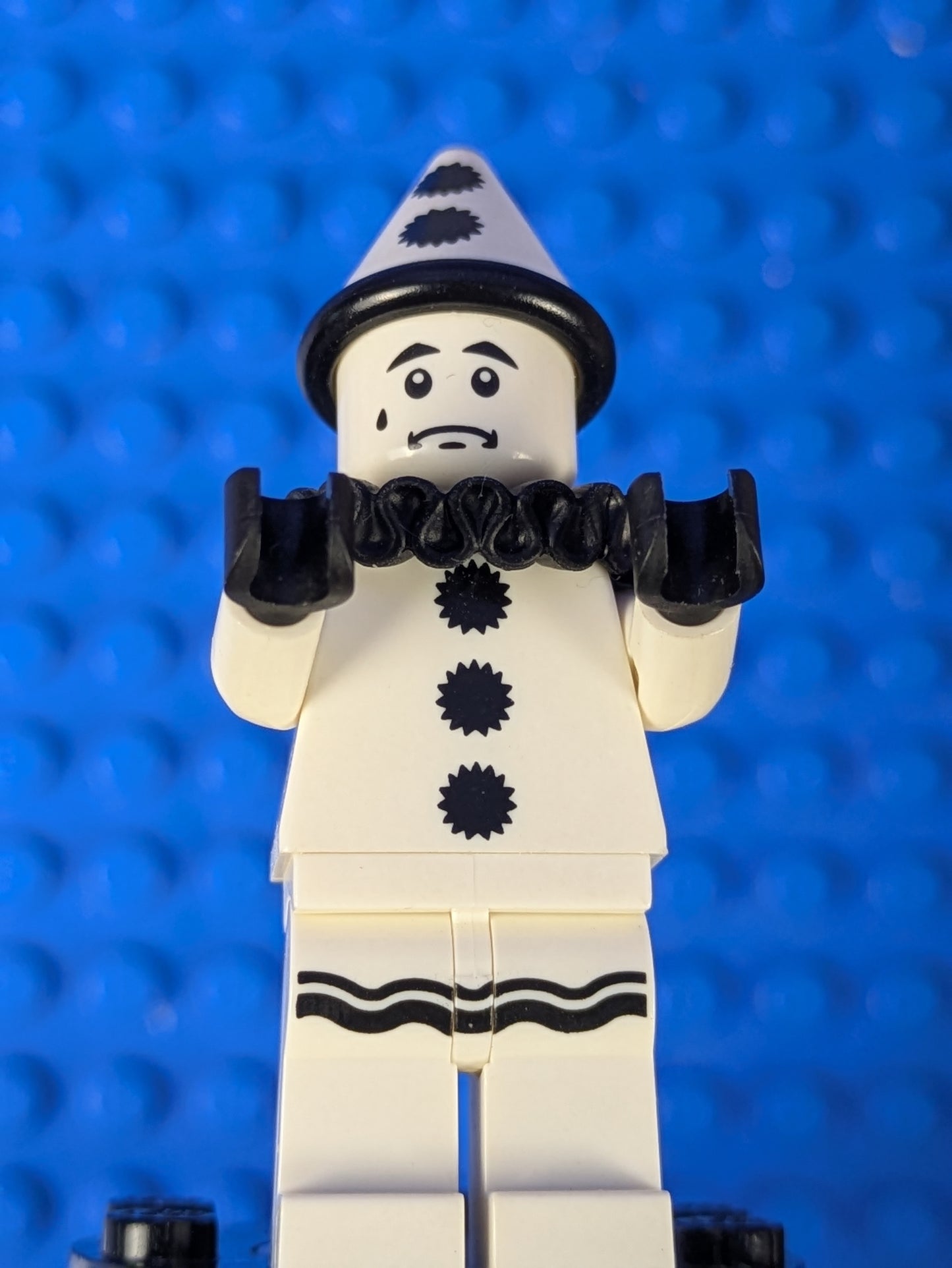 Lego Collectible Minifigures: Series 10: Sad Clown col155 Set 71001 6029138