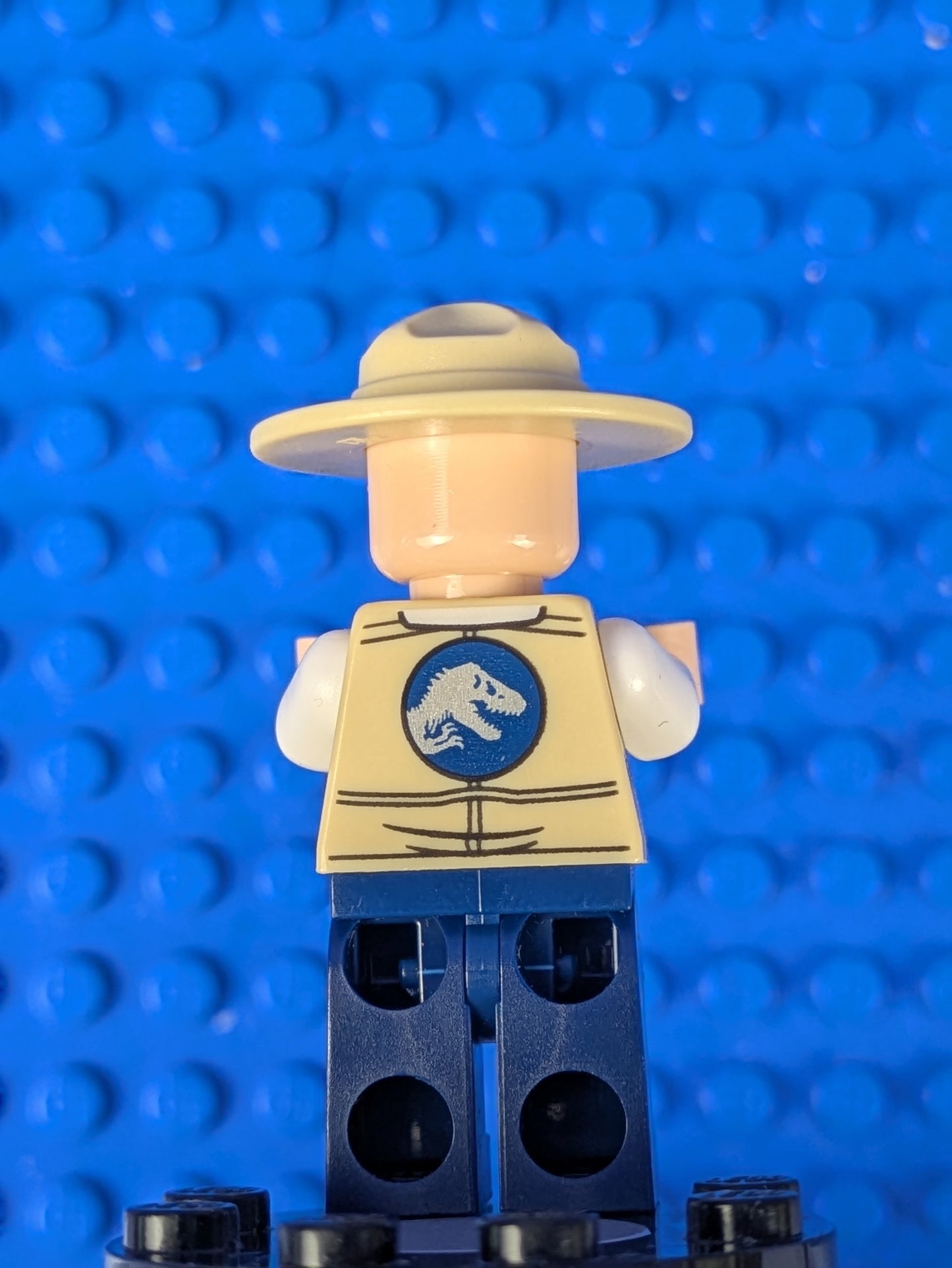 LEGO Jurassic World Vet - Hat Fedora Scowl jw009 75918