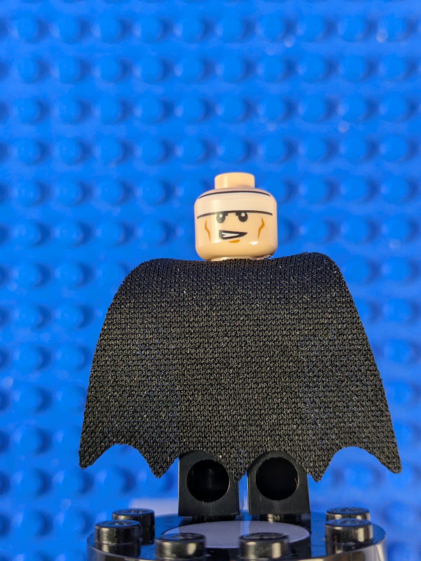 LEGO Super Heroes Batman - Black Suit with Yellow Belt sh0016b 77903