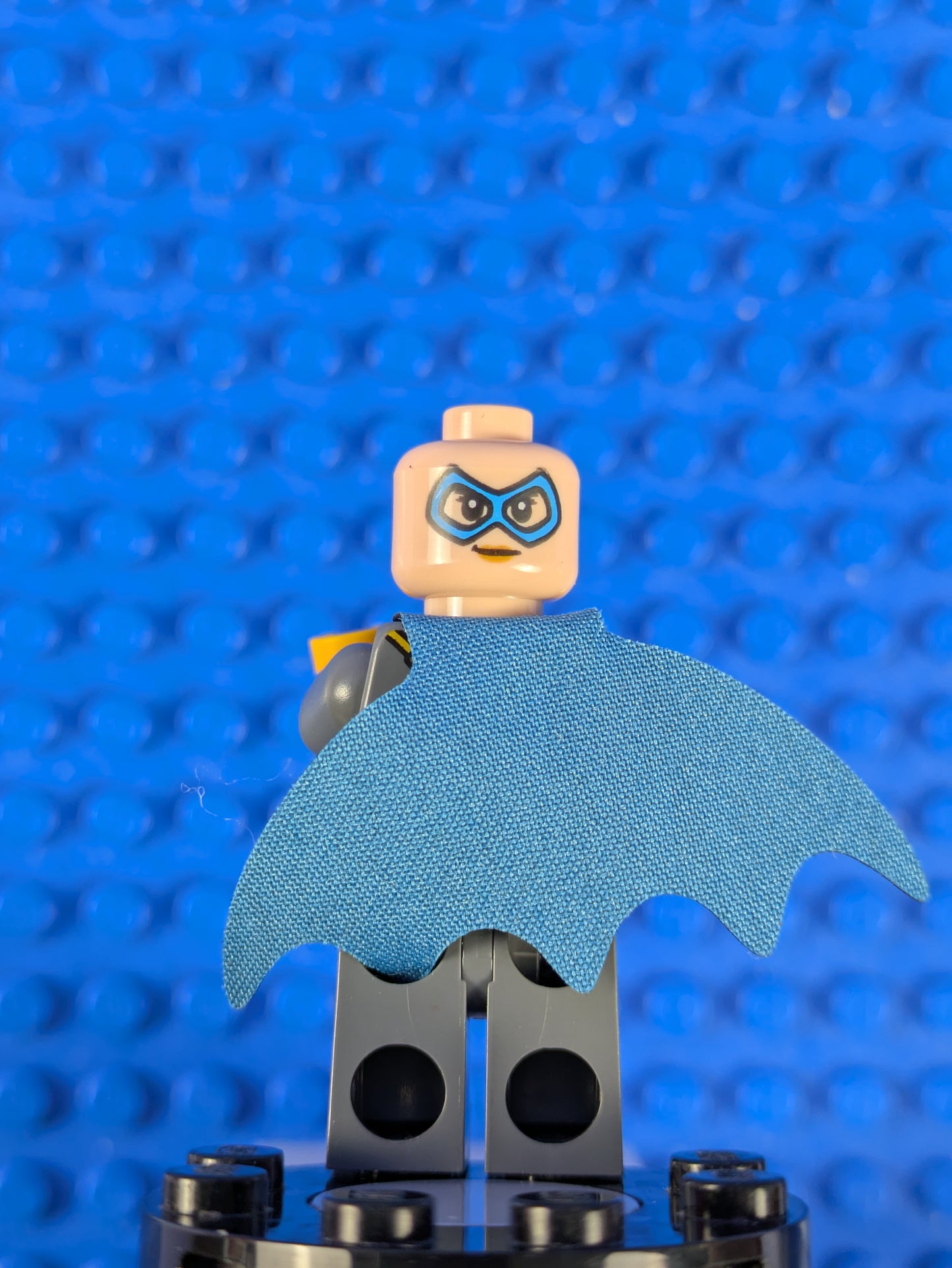 LEGO Super Heroes Batgirl - Light Bluish Gray Suit sh0965 76272