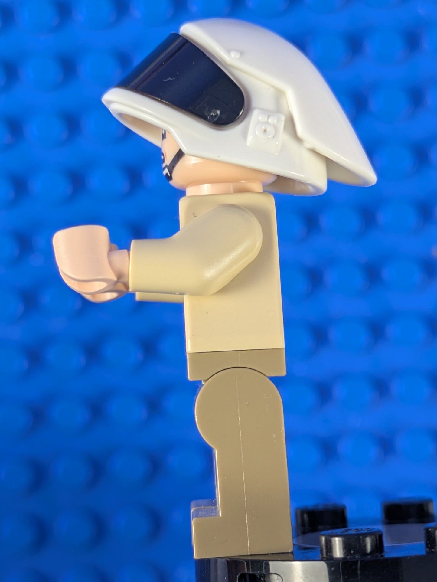 Lego Star Wars: Episode 4-6: Captain Antilles - Dark Tan Shirt sw1328 Set 75387