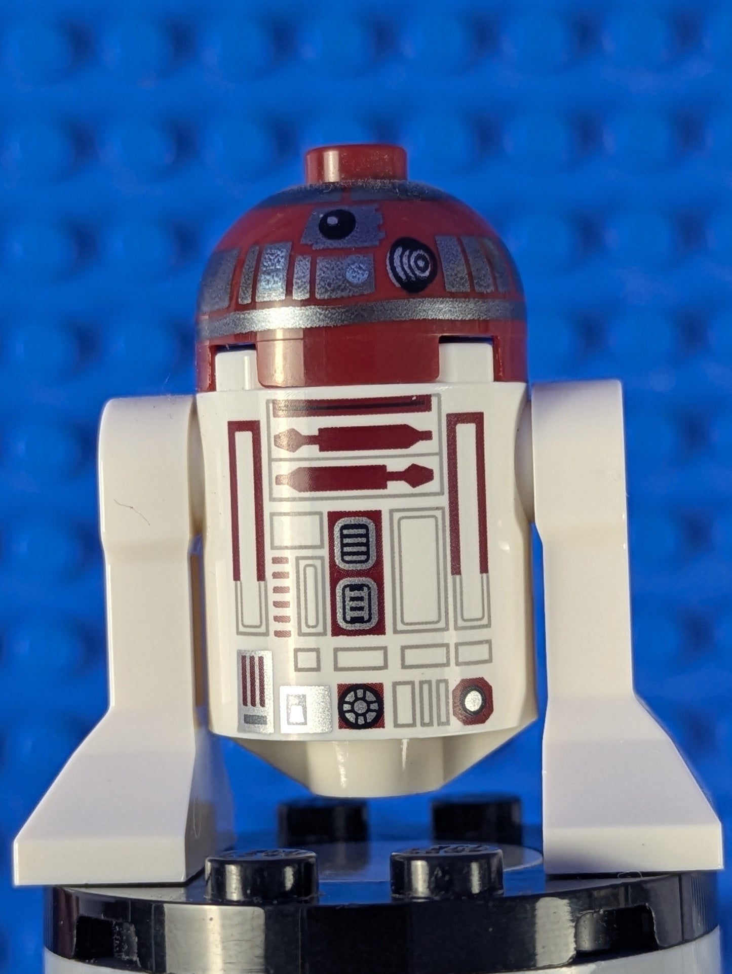 LEGO Star Wars R4-P17 - Astromech Droid sw1221 75333