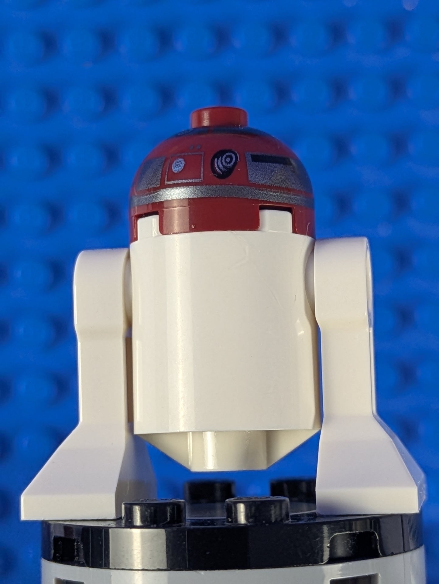 LEGO Star Wars R4-P17 - Astromech Droid sw1221 75333