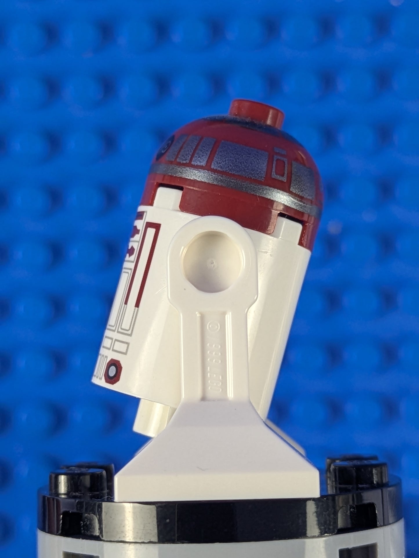 LEGO Star Wars R4-P17 - Astromech Droid sw1221 75333