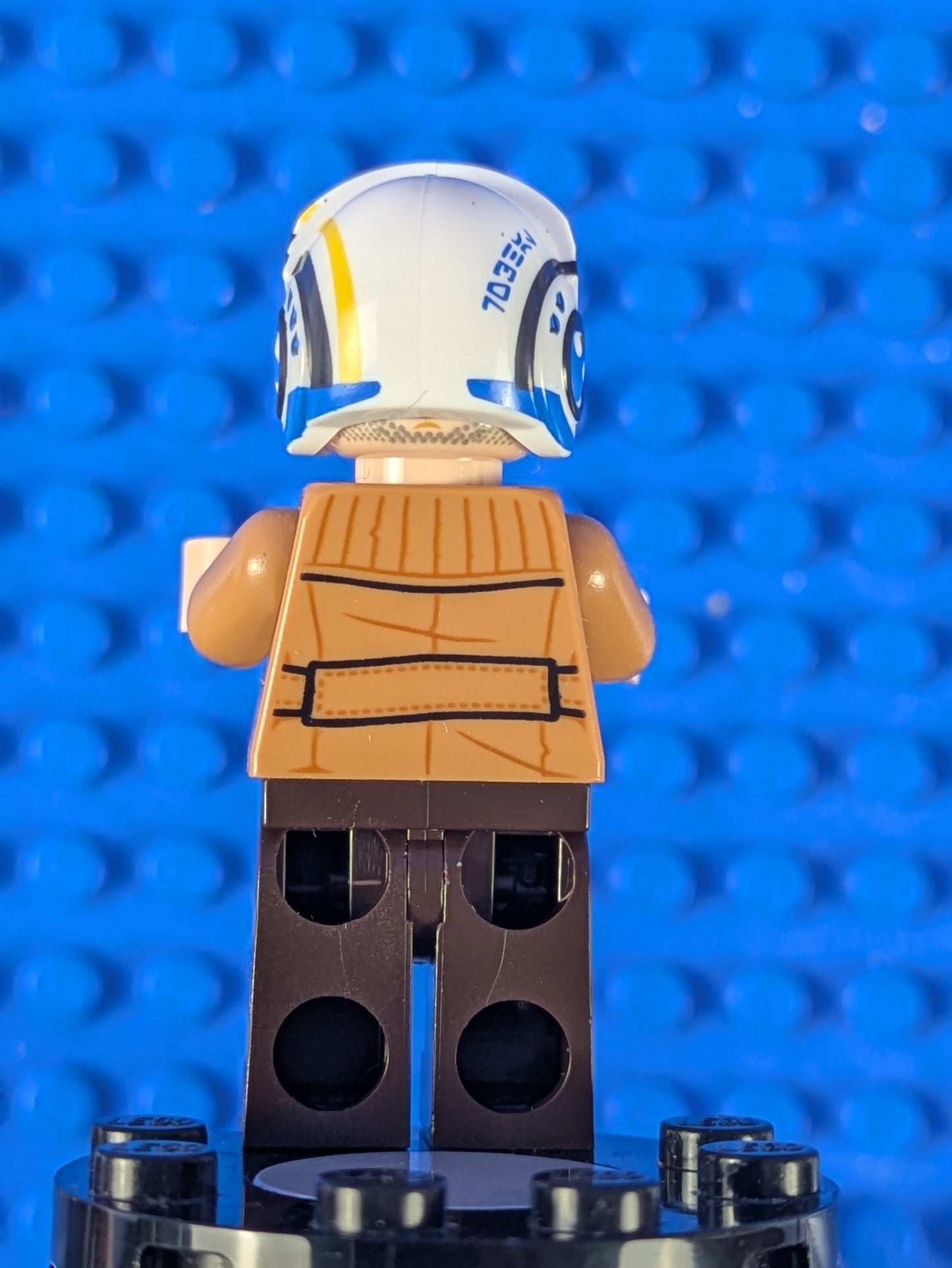 Lego Star Wars: Episode 7: Poe Dameron - Medium Nougat Jacket sw1145 Set 75297