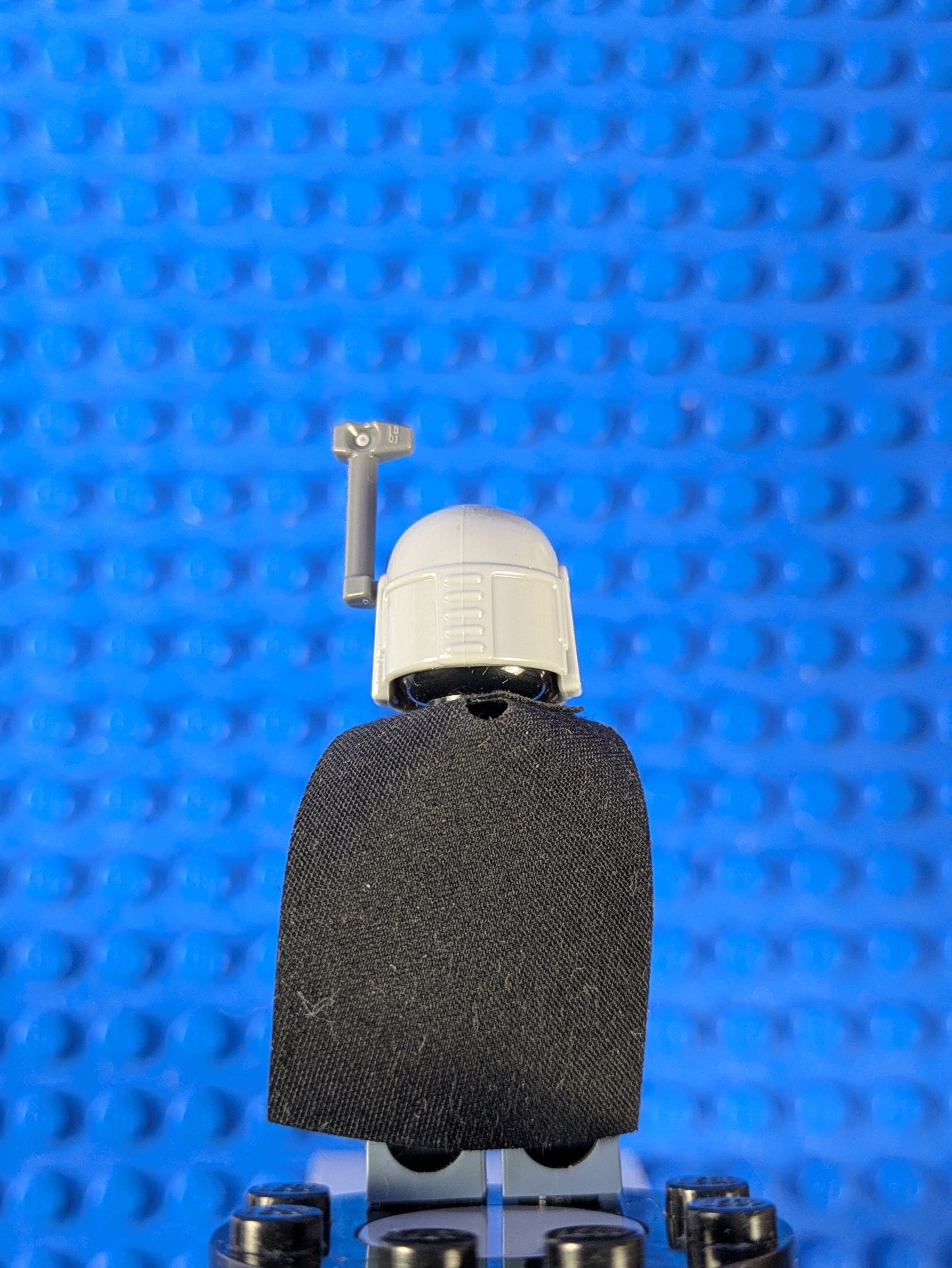 LEGO Star Wars: Mandalorian Tribe Warrior - Black Cape sw1077 Set 75267