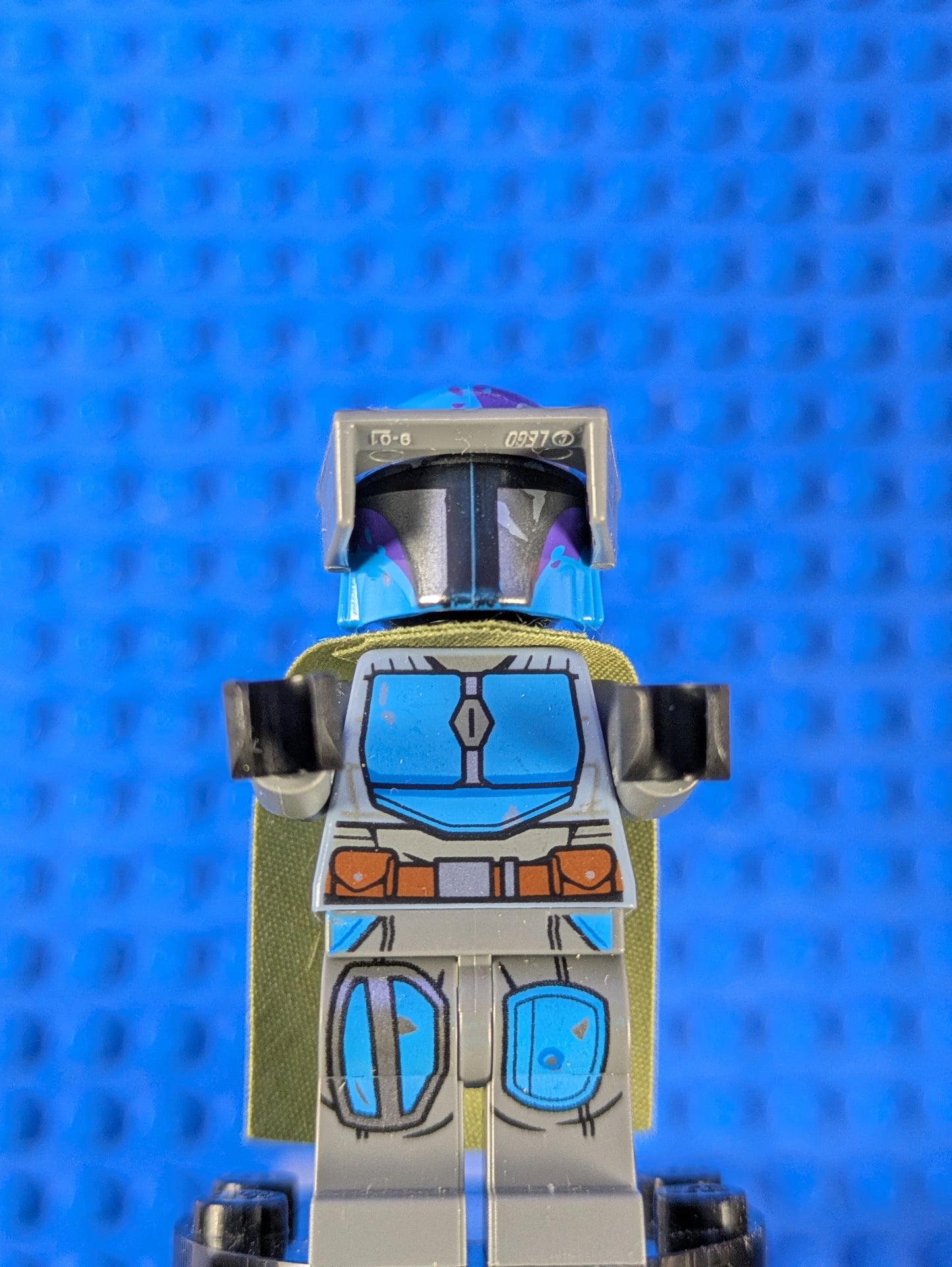 LEGO Star Wars: Mandalorian Tribe Warrior - Olive Green Cape sw1080 Set 75267