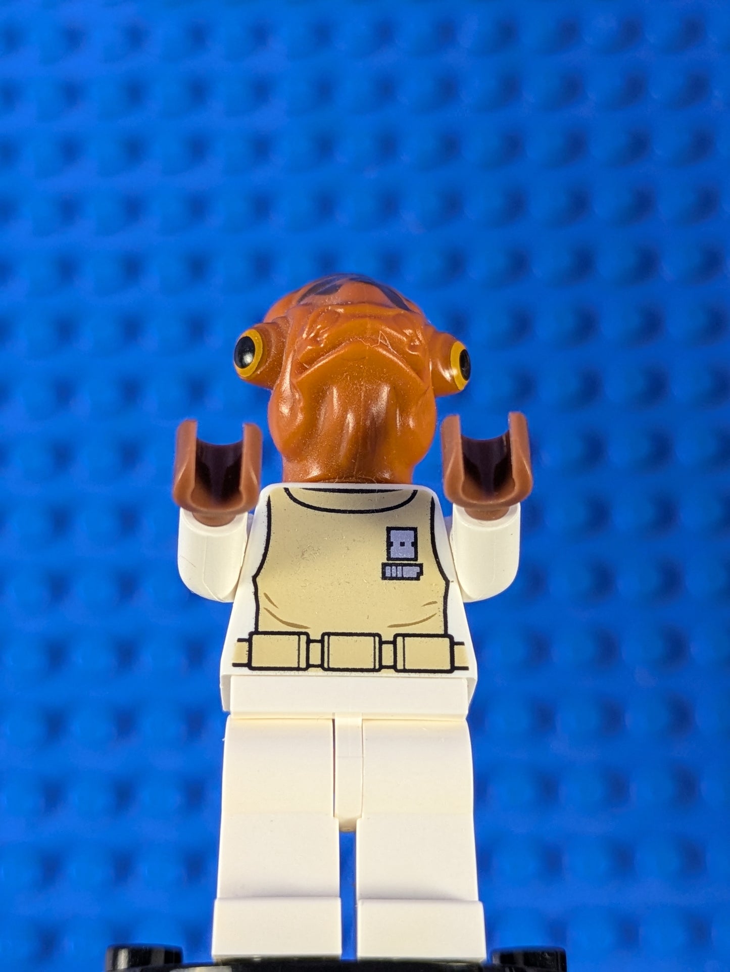Lego Star Wars: Episode 4-6: Admiral Ackbar - White Spacesuit sw0247 Set 7754
