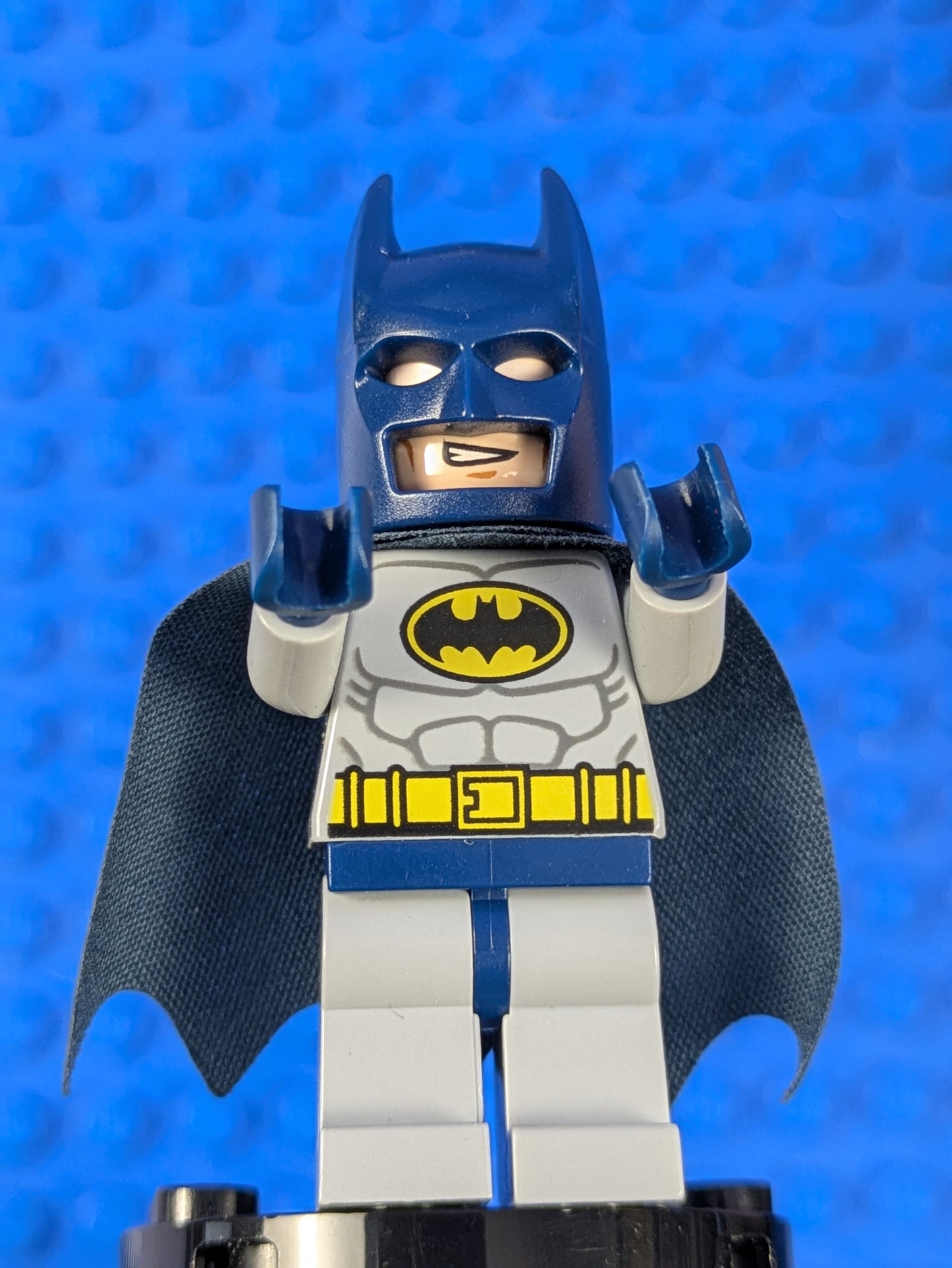 LEGO Super Heroes Batman - Light Bluish Gray Suit sh0025 6860