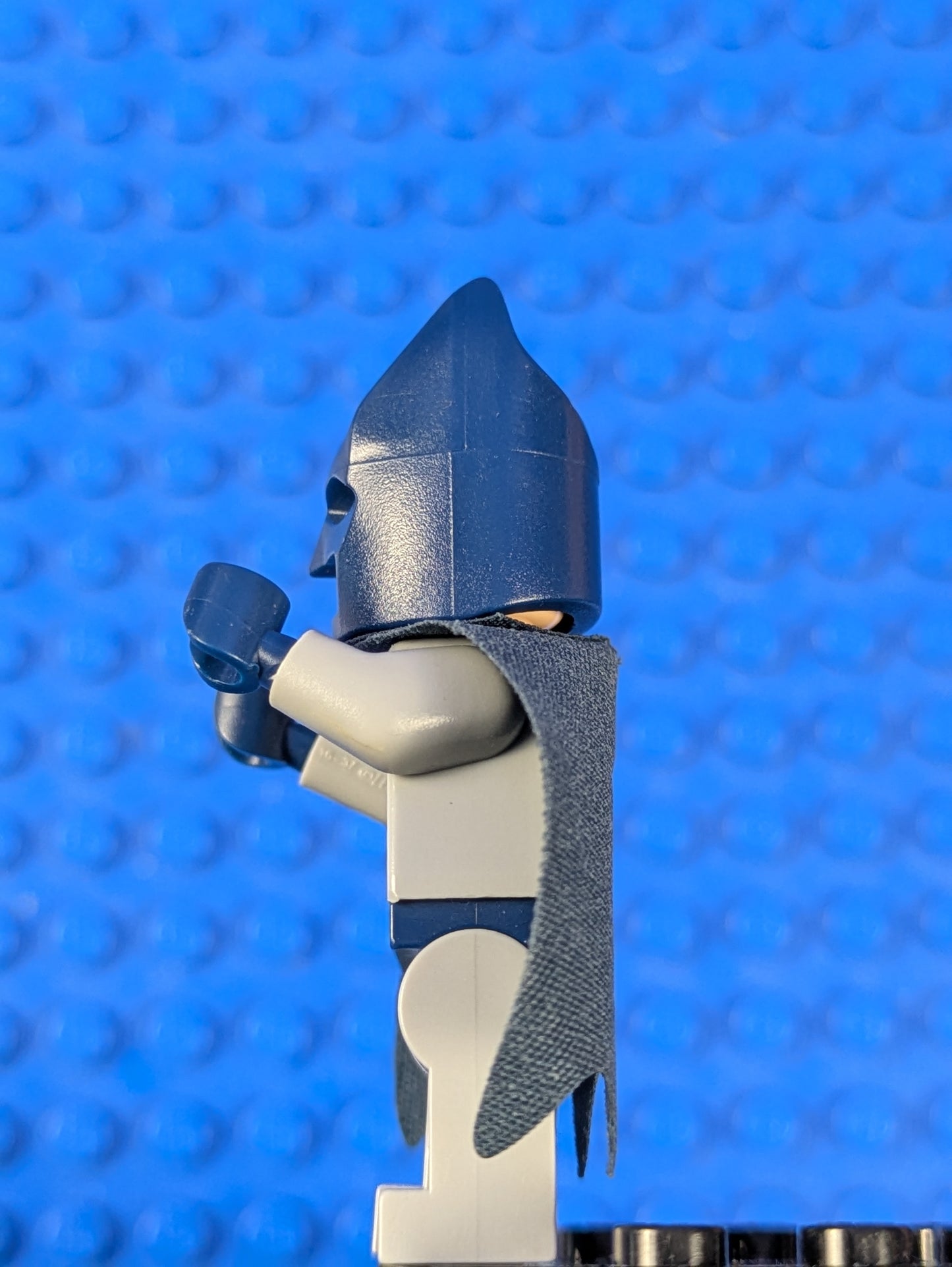 LEGO Super Heroes Batman - Light Bluish Gray Suit sh0025 6860
