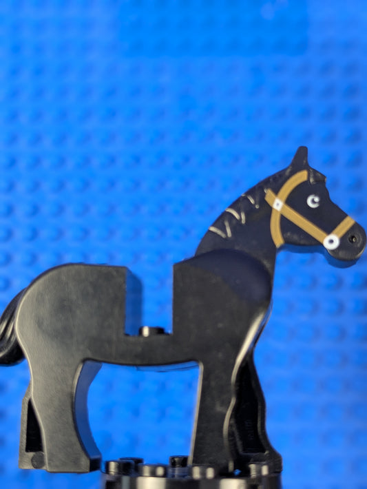 LEGO Castle Horse with Black and White Eyes 4493c01pb07 7949 7187