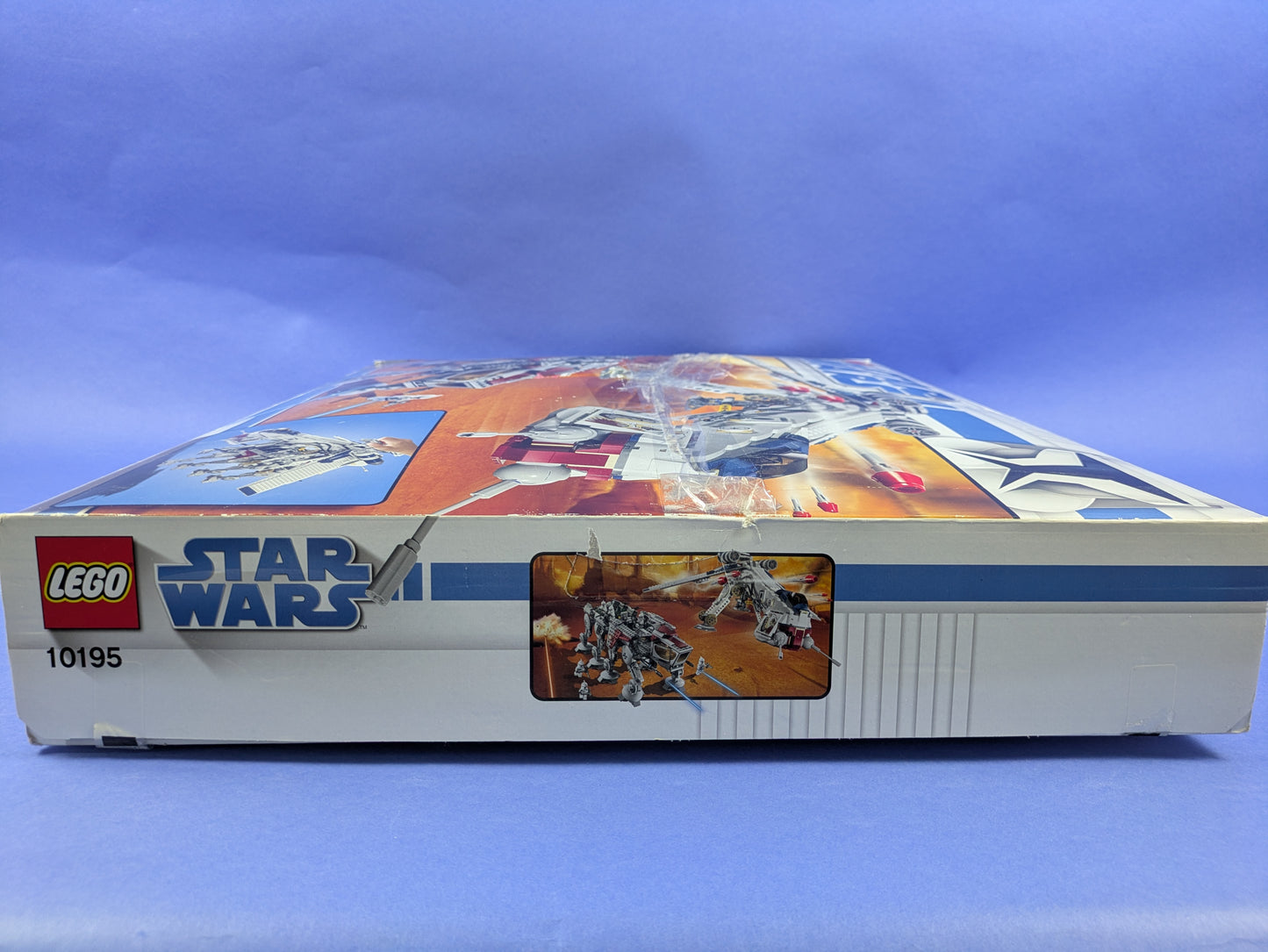 LEGO Star Wars Republic Dropship with AT-OT 10195
