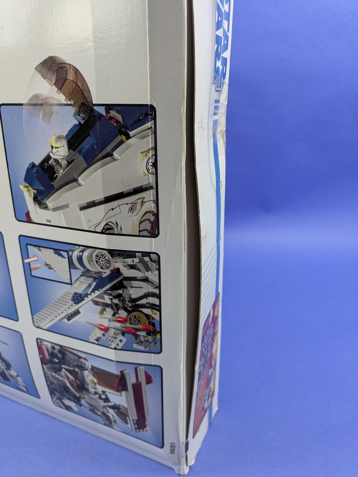 LEGO Star Wars Republic Dropship with AT-OT 10195