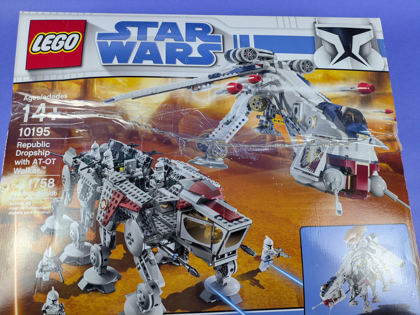 LEGO Star Wars Republic Dropship with AT-OT 10195