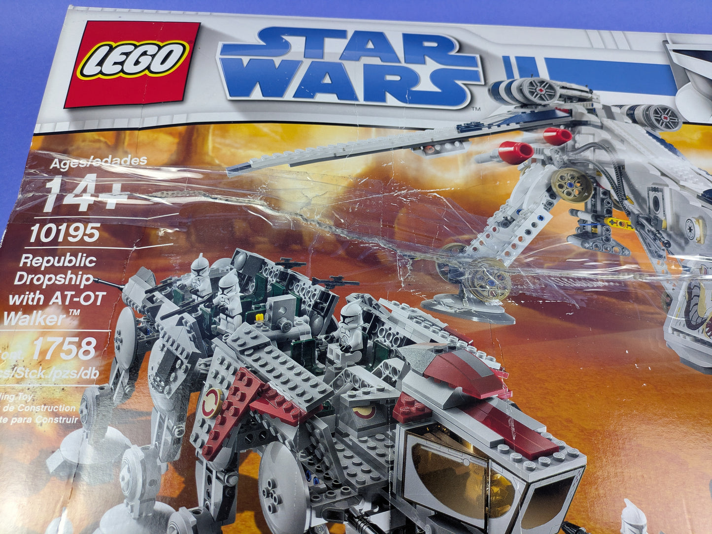 LEGO Star Wars Republic Dropship with AT-OT 10195