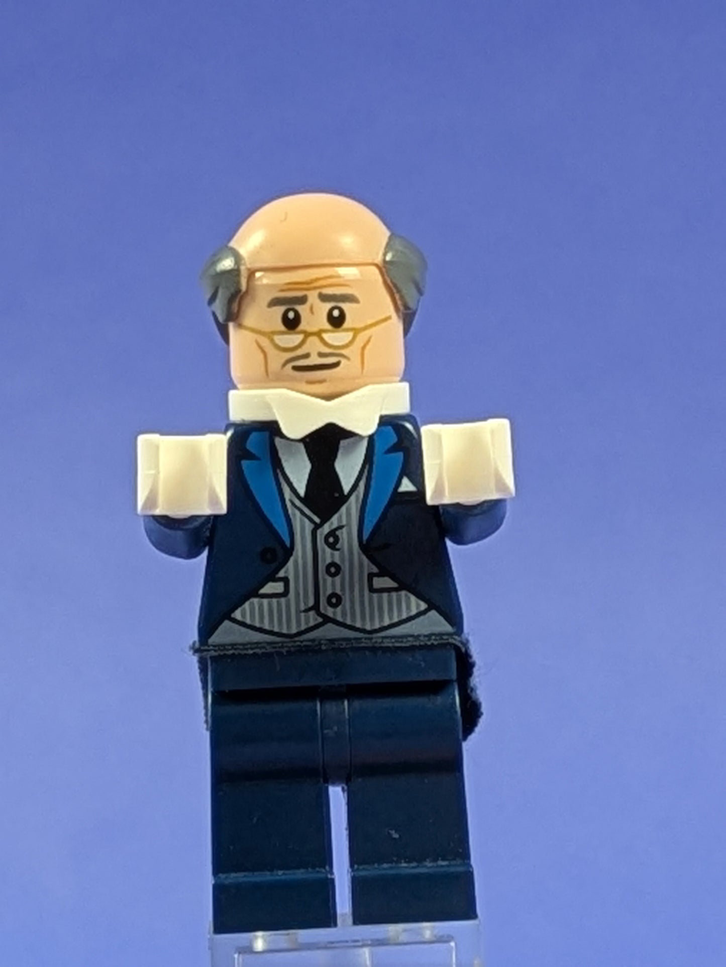 LEGO Super Heroes Alfred Pennyworth - Pinstripe Vest sh0313 70909