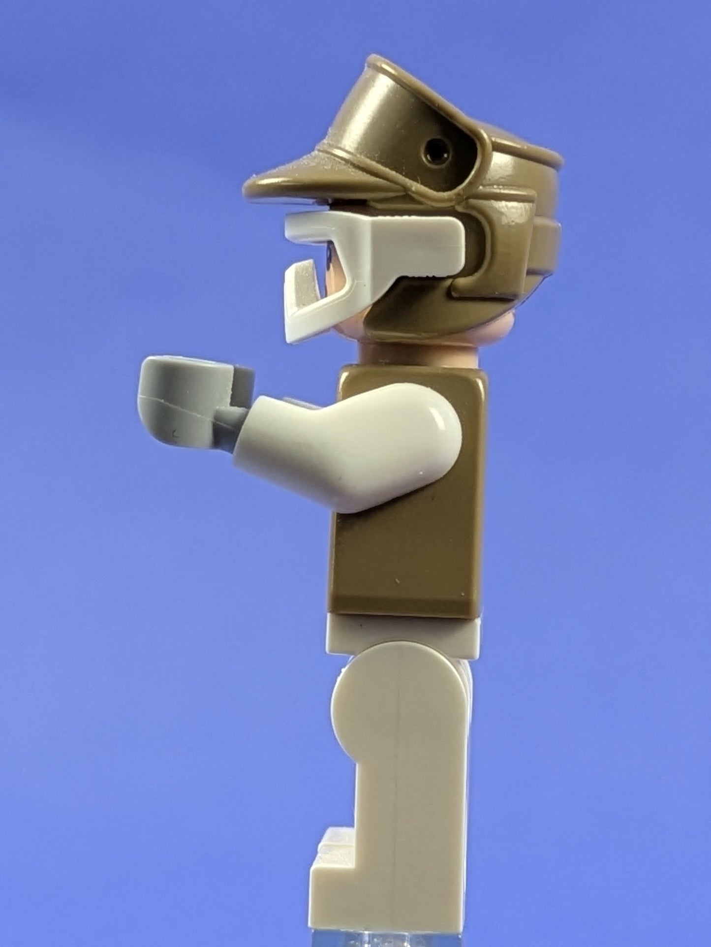 LEGO Star Wars Hoth Rebel Trooper Dark Tan Uniform and Helmet sw1187 40557