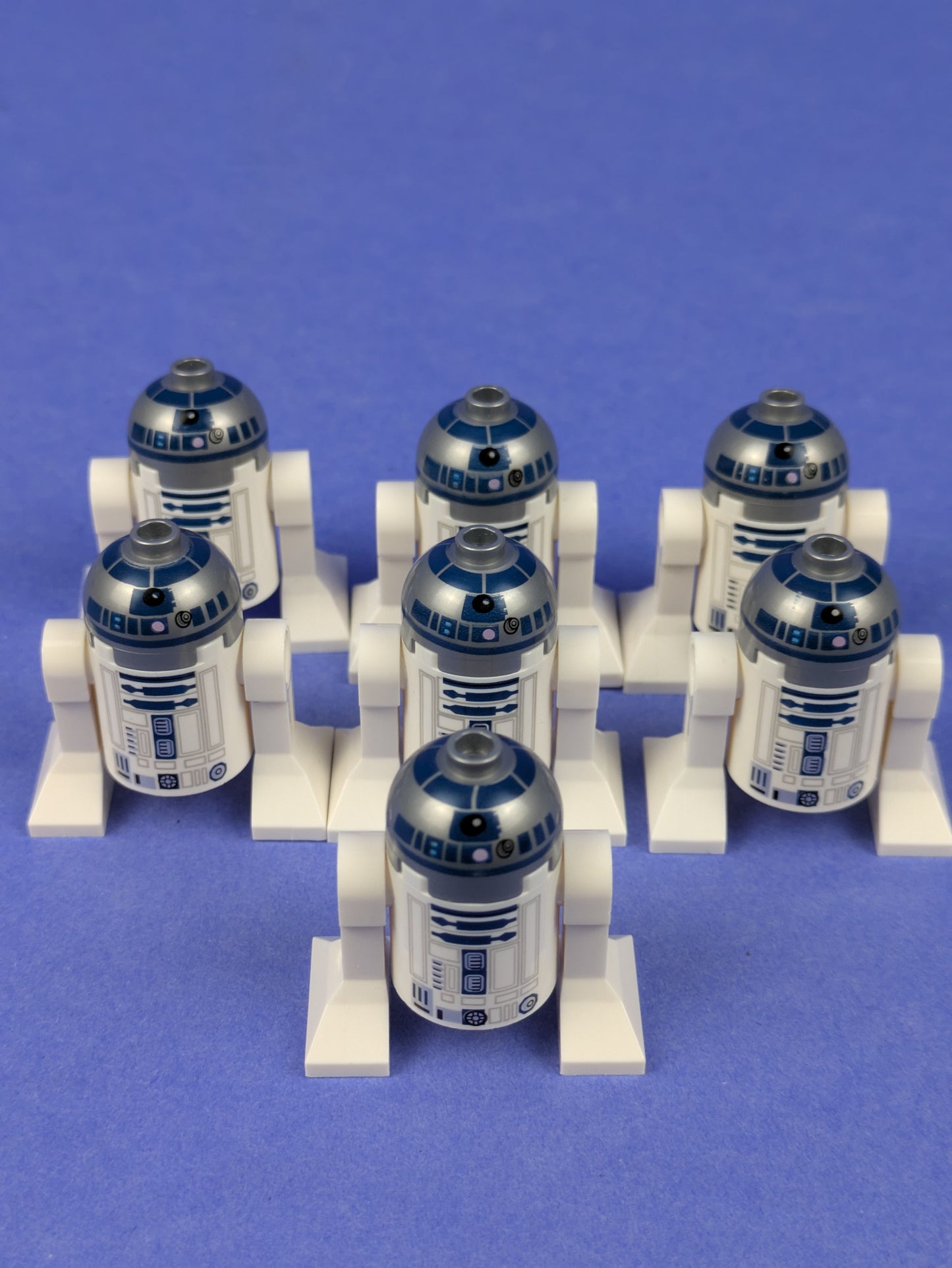 LEGO Star Wars R2-D2 - Astromech Droid Lavender Dots sw0527a 75059