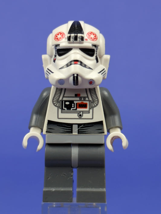 LEGO Star Wars AT-AT Driver - Red Imperial Logo sw0262 8084 8129