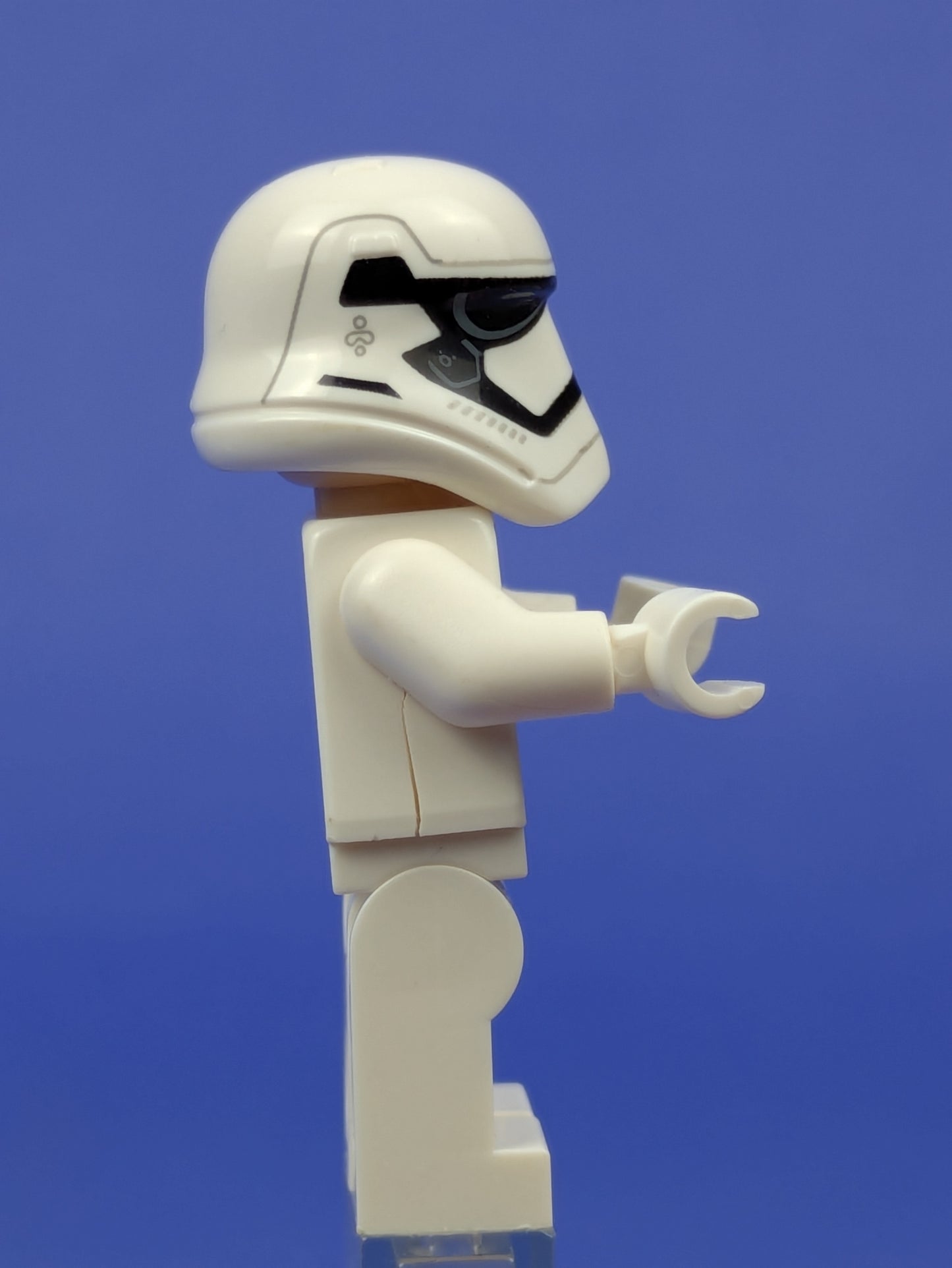 LEGO Star Wars First Order Stormtrooper - Rounded Mouth sw0667 75103