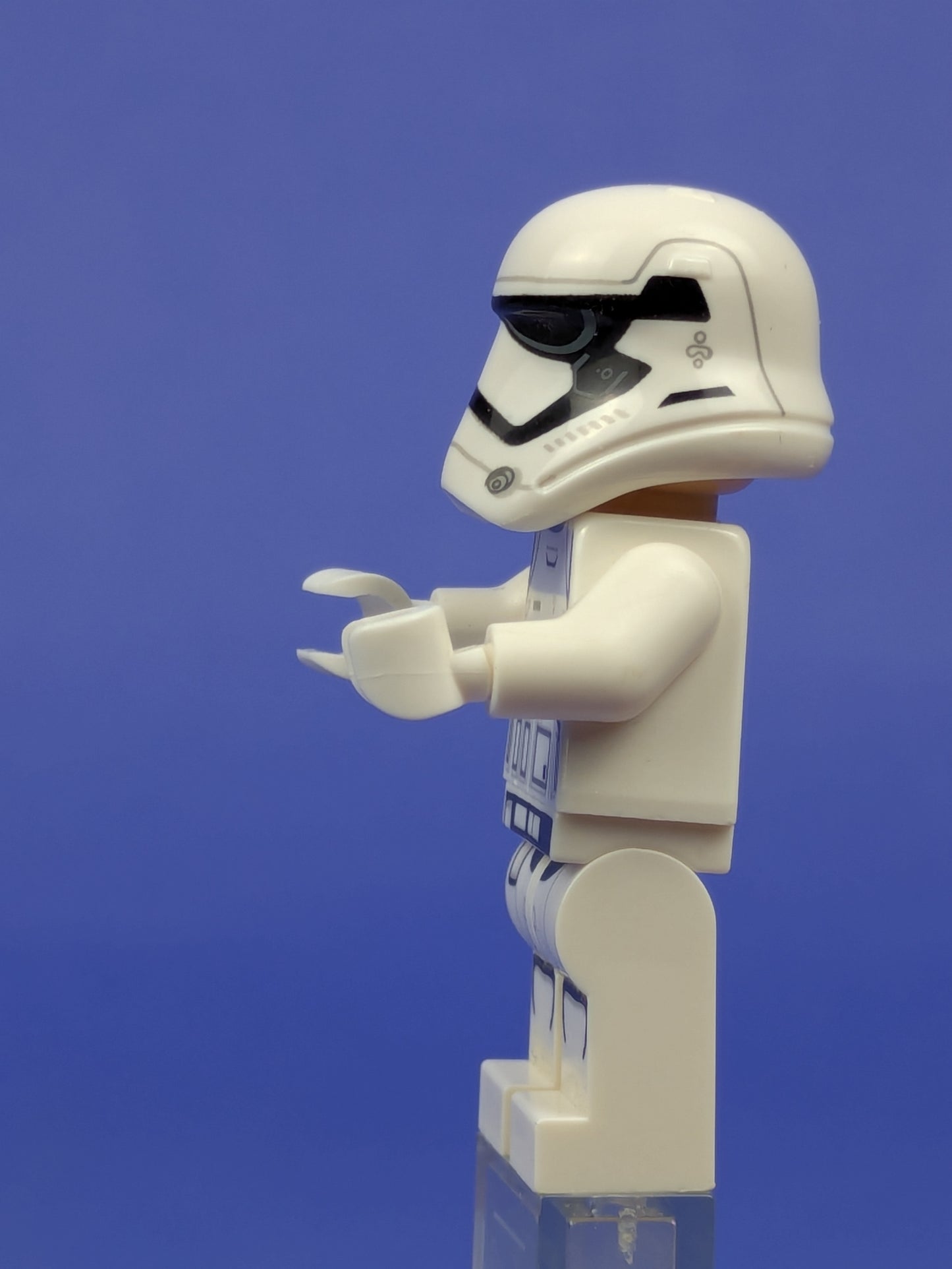 LEGO Star Wars First Order Stormtrooper - Rounded Mouth sw0667 75103