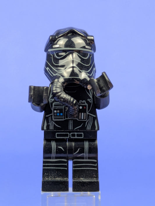 LEGO Star Wars First Order TIE Fighter Pilot - Three White Lines sw0902 75194
