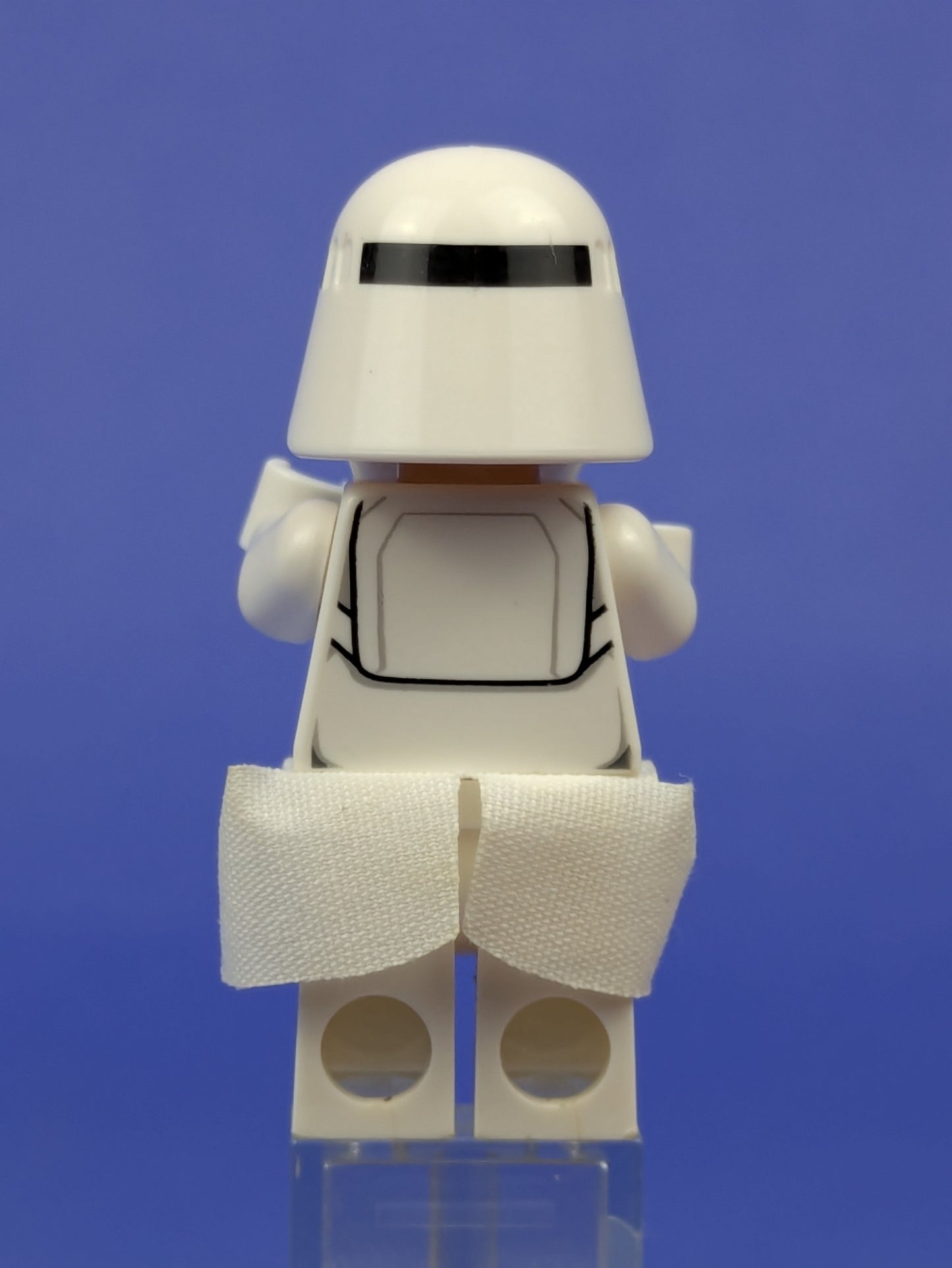 LEGO Star Wars First Order Snowtrooper with Kama sw0657 75100