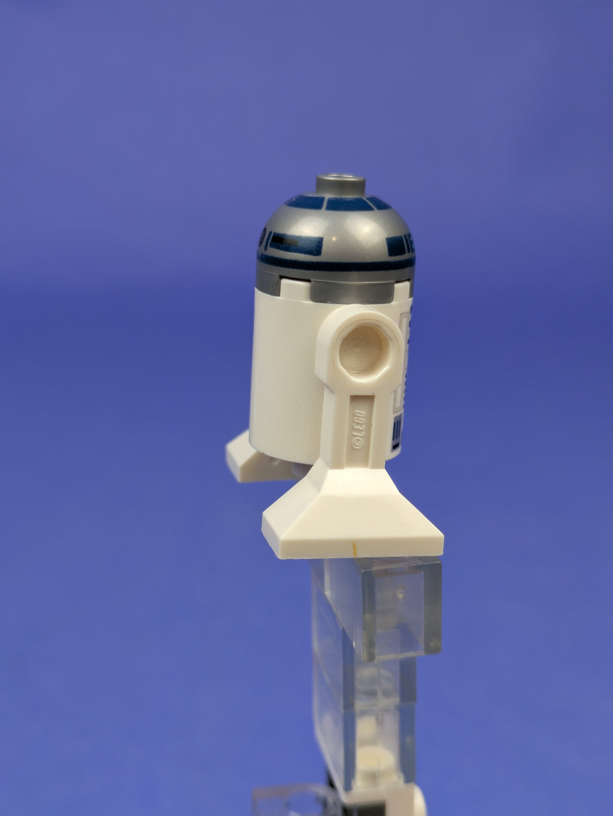 LEGO Star Wars R2-D2 - Astromech Droid Lavender Dots sw0527a 75059