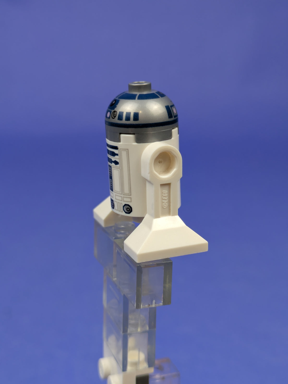 LEGO Star Wars R2-D2 - Astromech Droid Lavender Dots sw0527a 75059