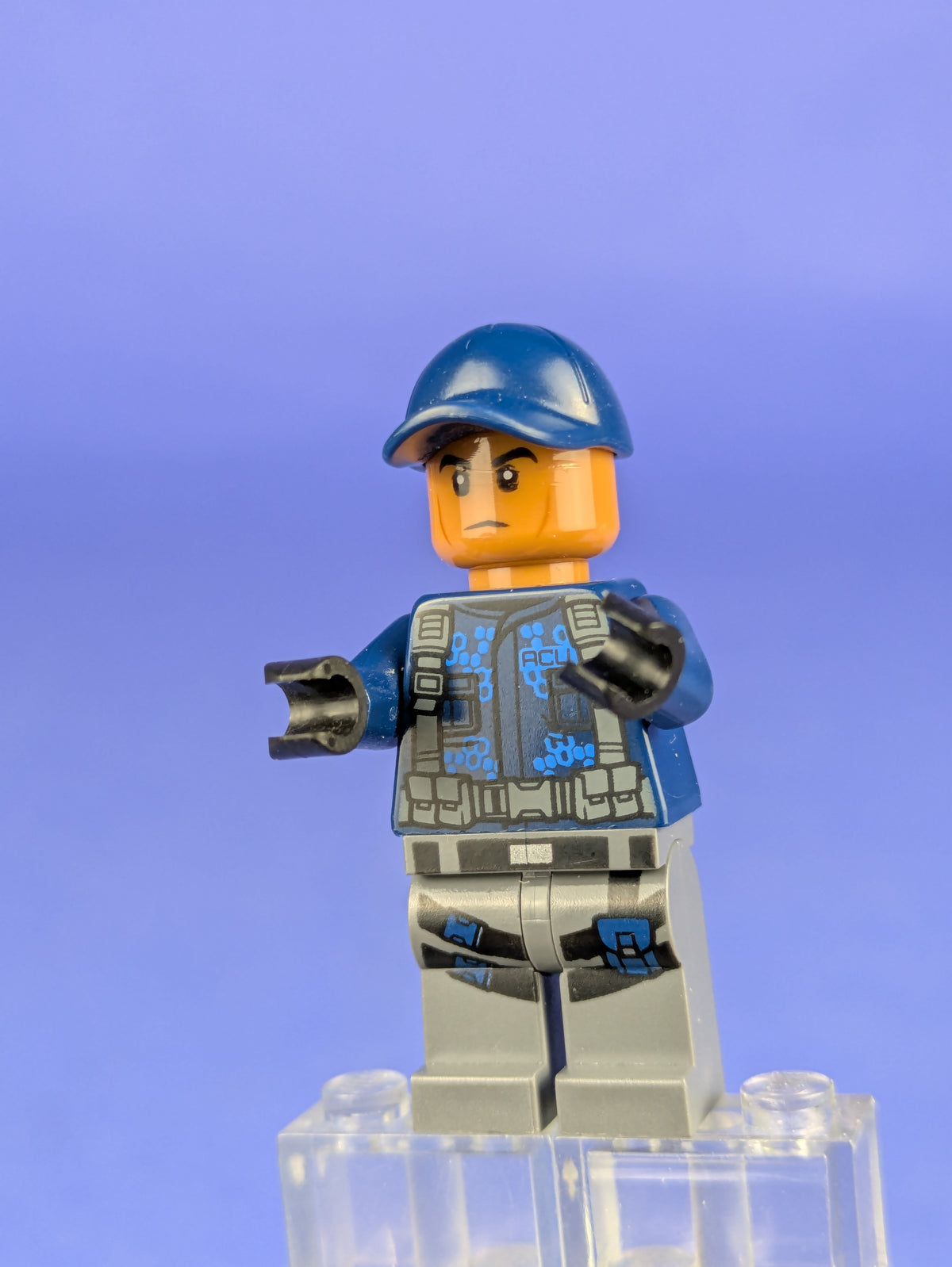 LEGO Jurassic World ACU Trooper - Male jw001 75916