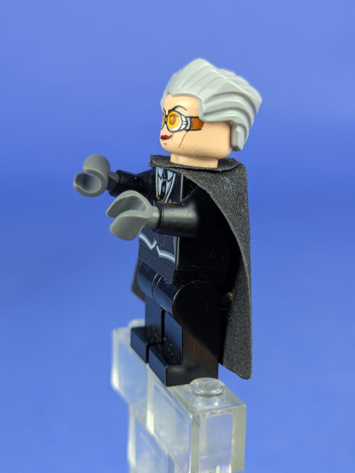 LEGO Harry Potter Madam Rolanda Hooch - Black Outfit hp106 4737