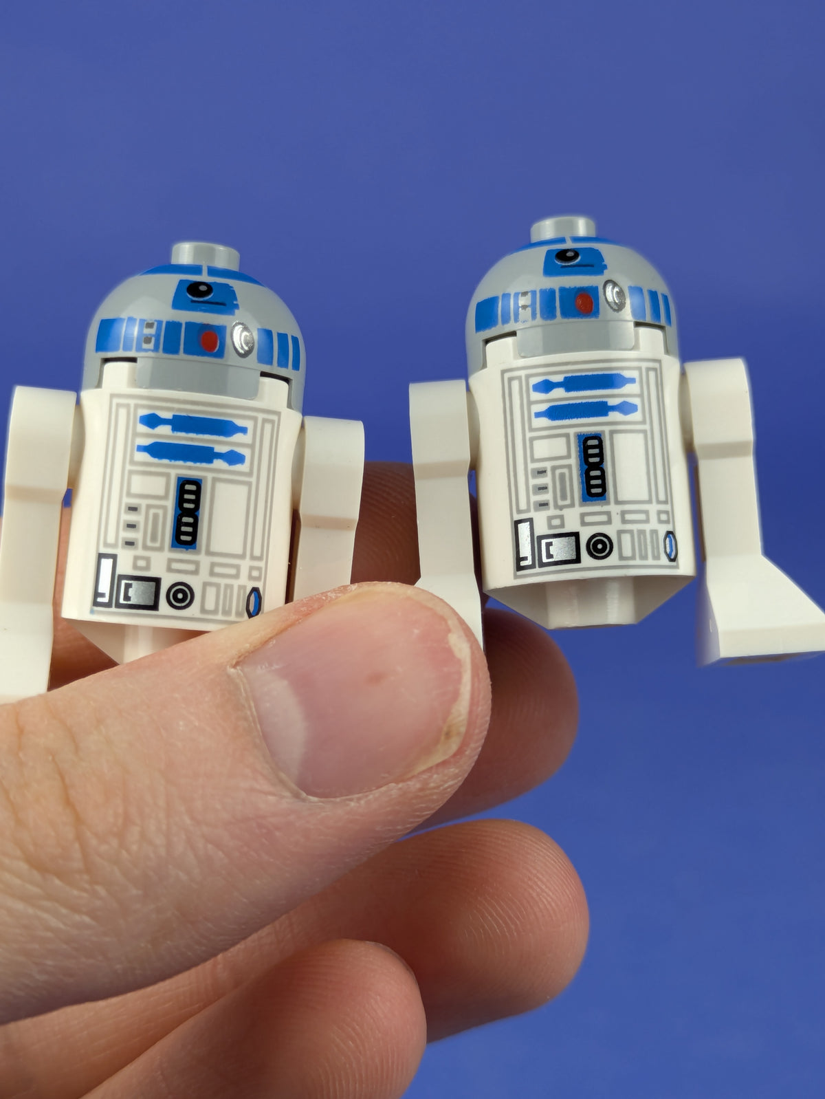 LEGO Star Wars R2-D2 - Astromech Droid sw0217 7877 9490 10188