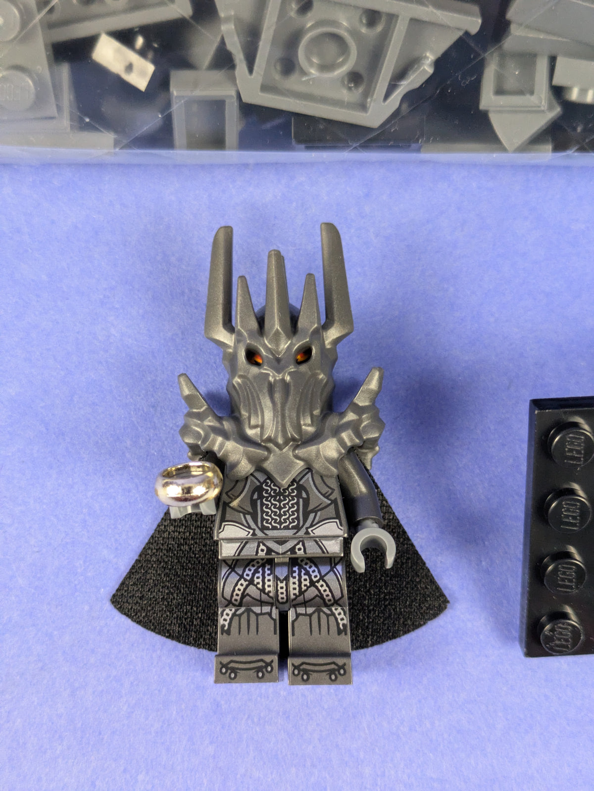 LEGO The Hobbit & The Lord of the Rings Sauron's Helmet 11373 Complete Set Pre-Owned