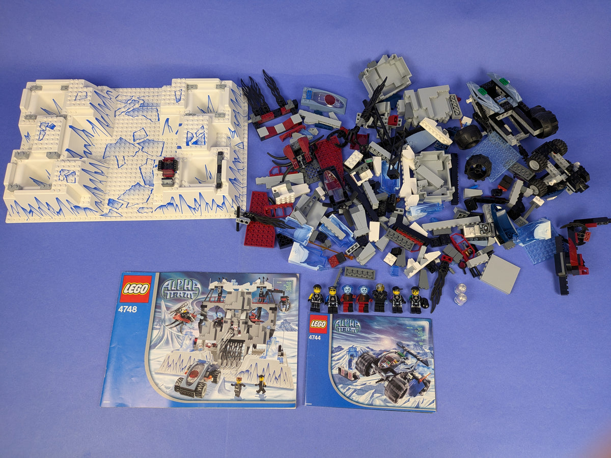 LEGO Alpha Team Tundra Tracker & Ogel's Mountain Fortress 4744 4748 Pre-Owned