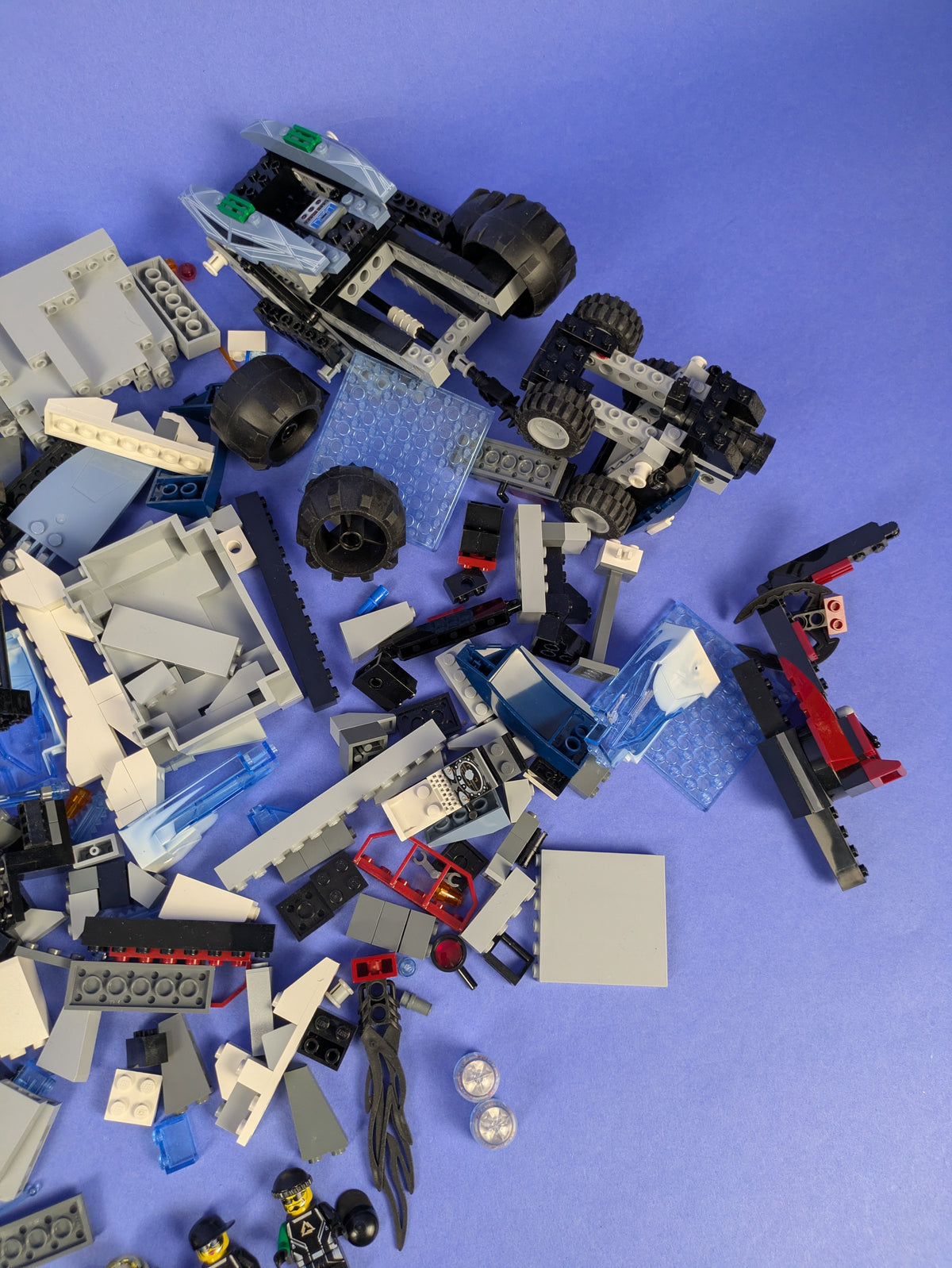 LEGO Alpha Team Tundra Tracker & Ogel's Mountain Fortress 4744 4748 Pre-Owned