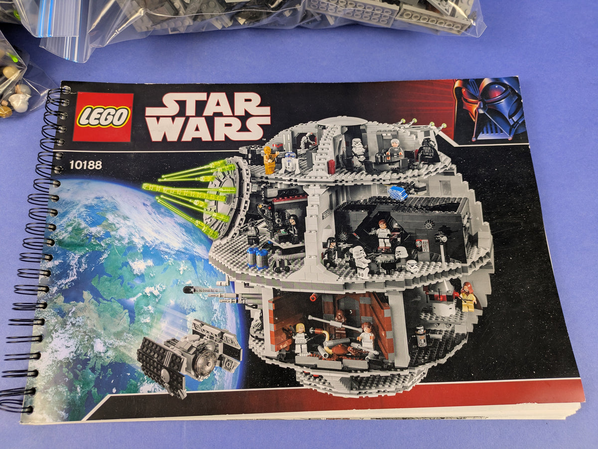 LEGO Star Wars Death Star - UCS 10188 - 99% Complete!