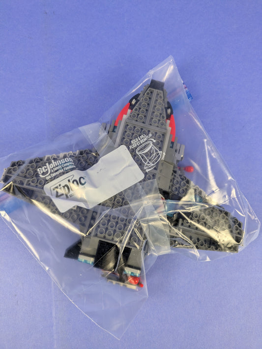 LEGO Super Heroes Avengers: Doomsday Quinjet 76347 Incomplete Pre-Owned