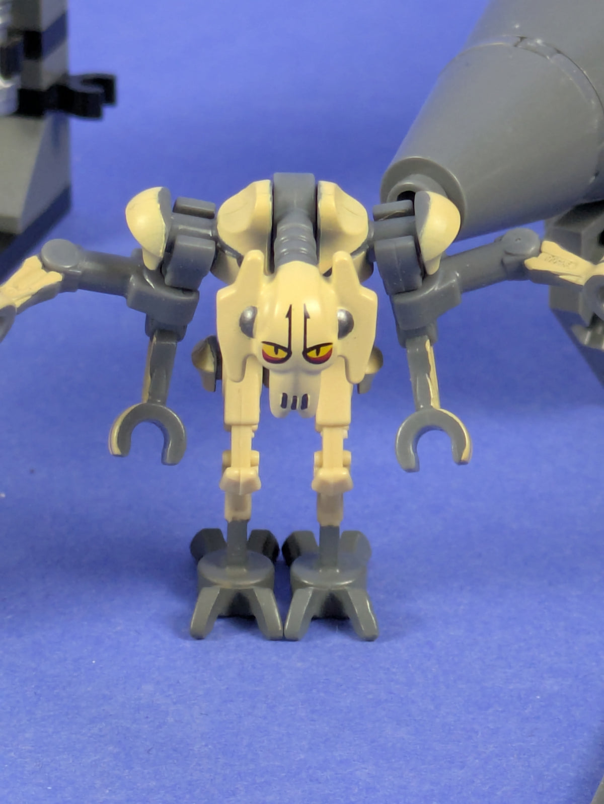 LEGO Star Wars General Grievous' Starfighter 8095 Incomplete Set Pre-Owned