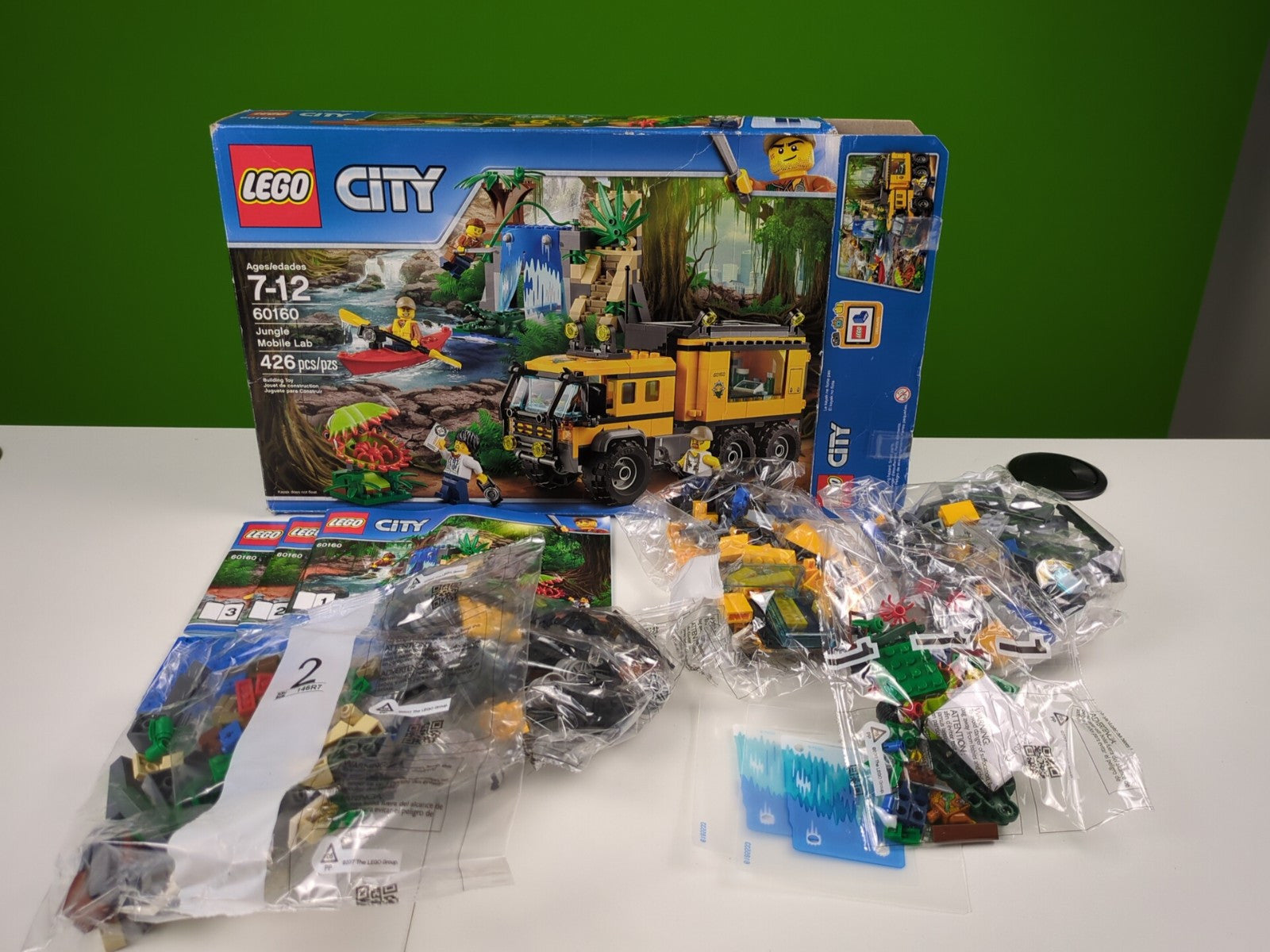 Lego Town: City: Jungle: Mobile Lab 60160 NEW!