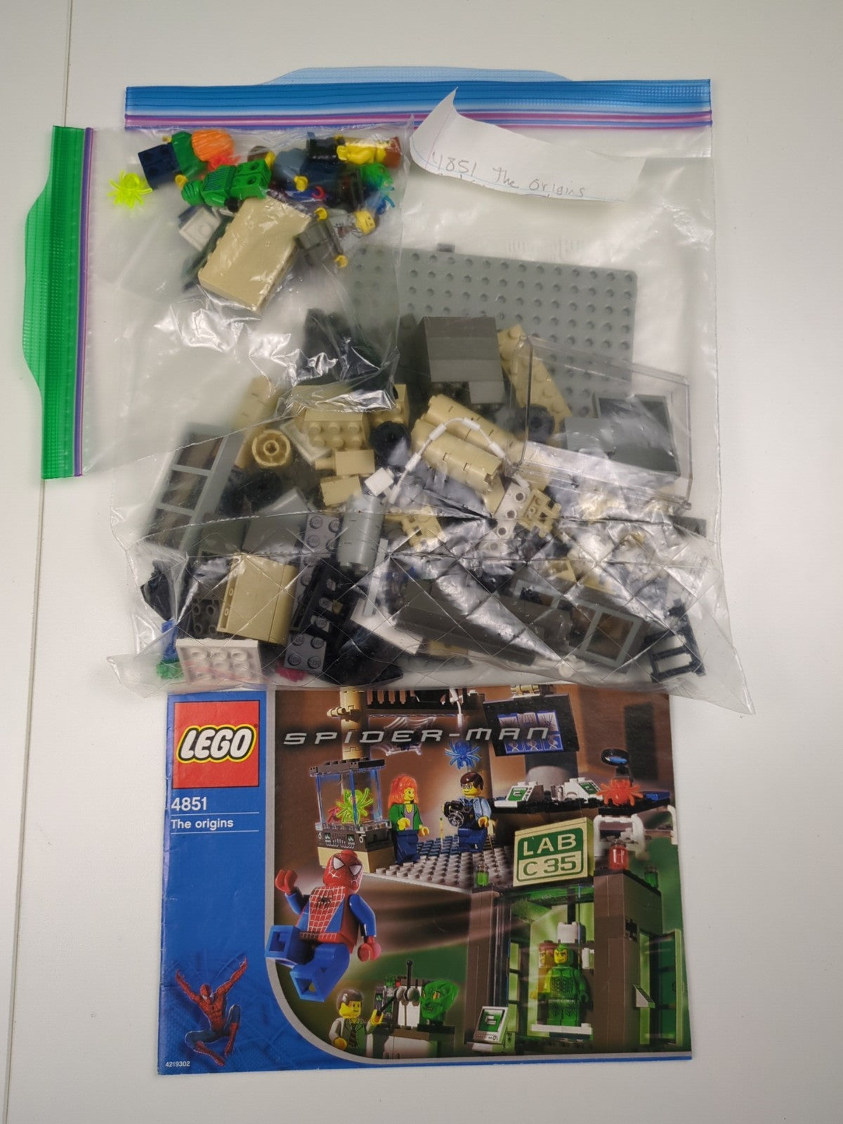Lego Super Heroes: Spider-Man: The Origins Set 4851 - w/ Instructions